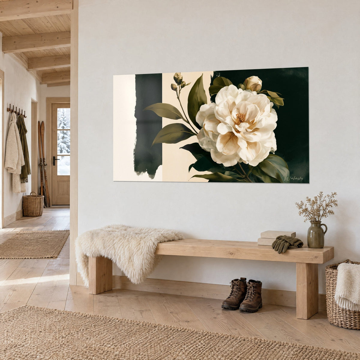 Tableau pivoine blanche aux pétales nacrés sur fond vert sombre, feuilles olive, accroché au-dessus d'un banc de bois dans une entrée