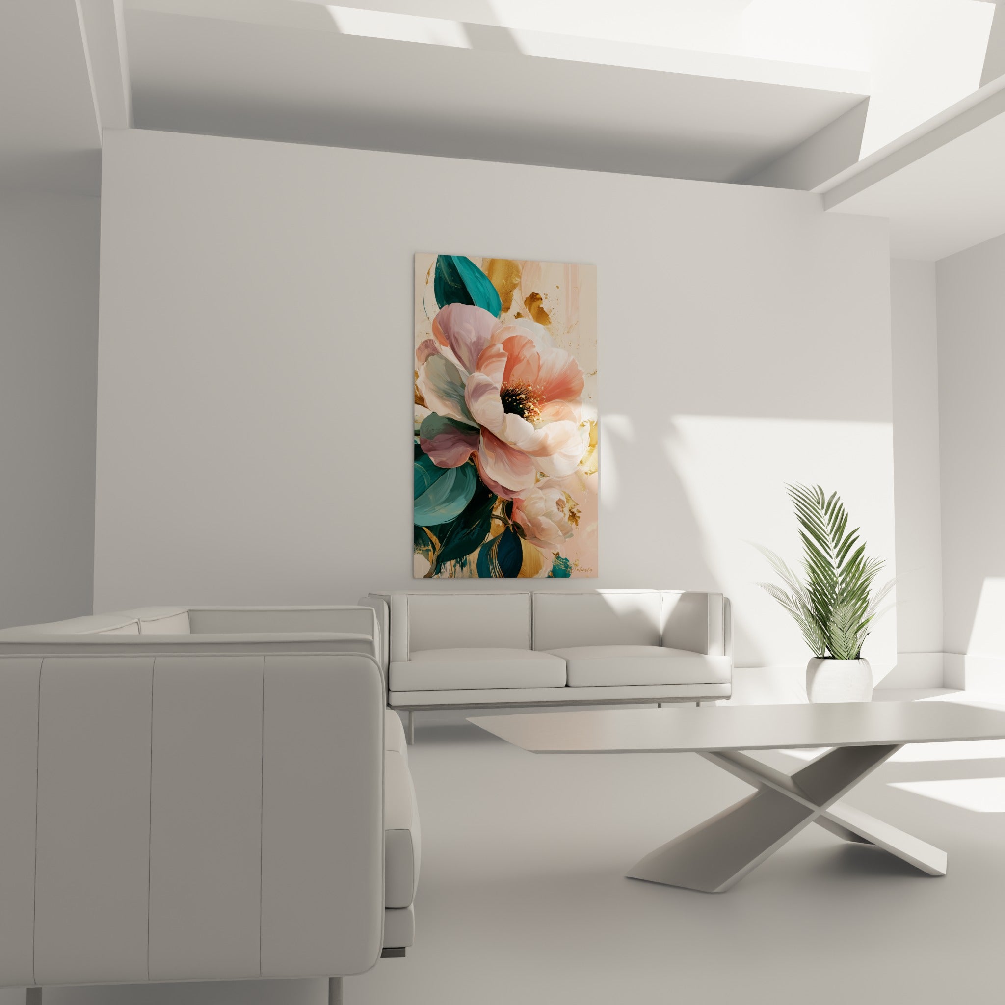 Fleur de camélia rose et mauve entourée de feuillage bleu sarcelle au-dessus d'un canapé dans un salon lumineux