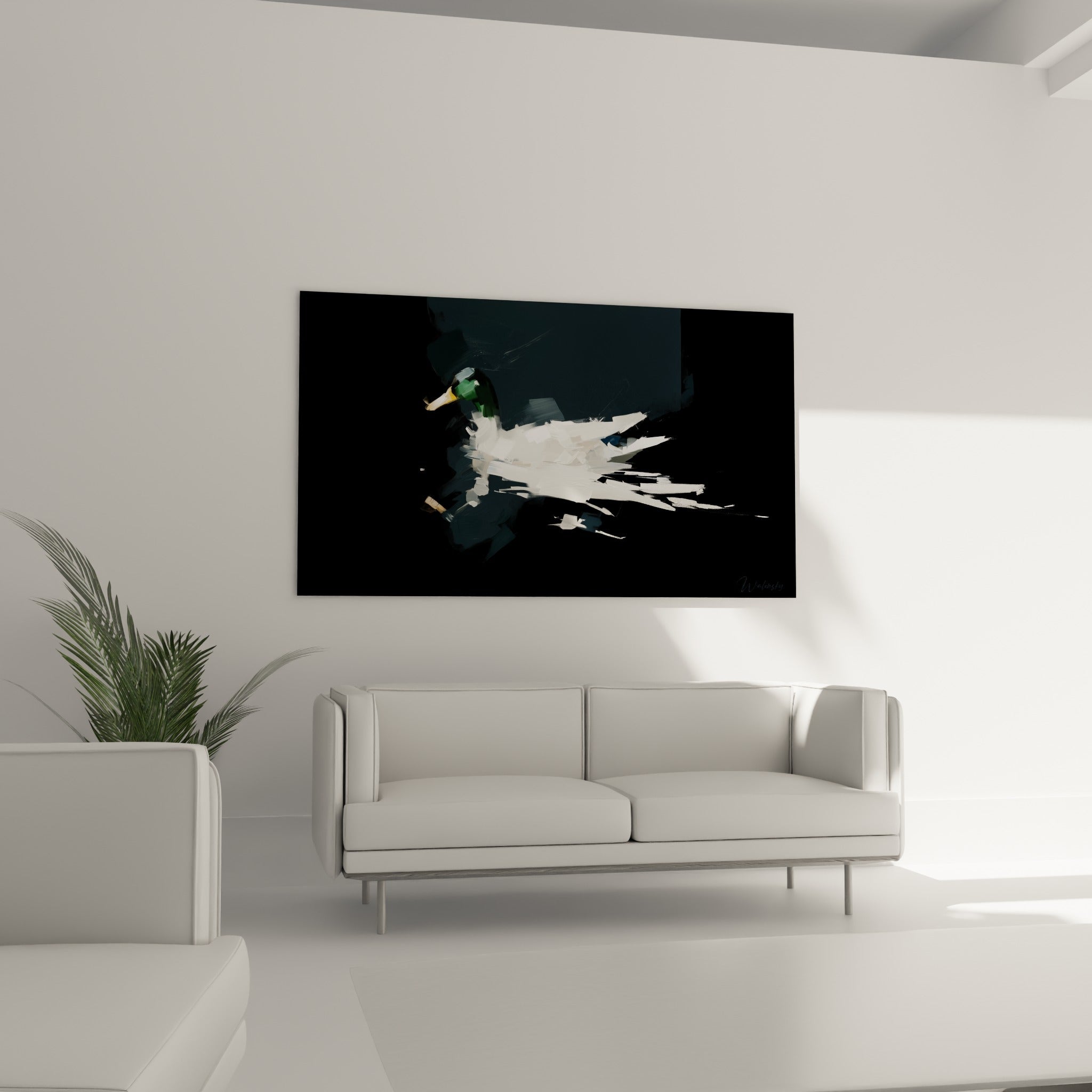 Oiseau blanc au bec jaune orangé placé au-dessus d'un canapé dans un salon lumineux