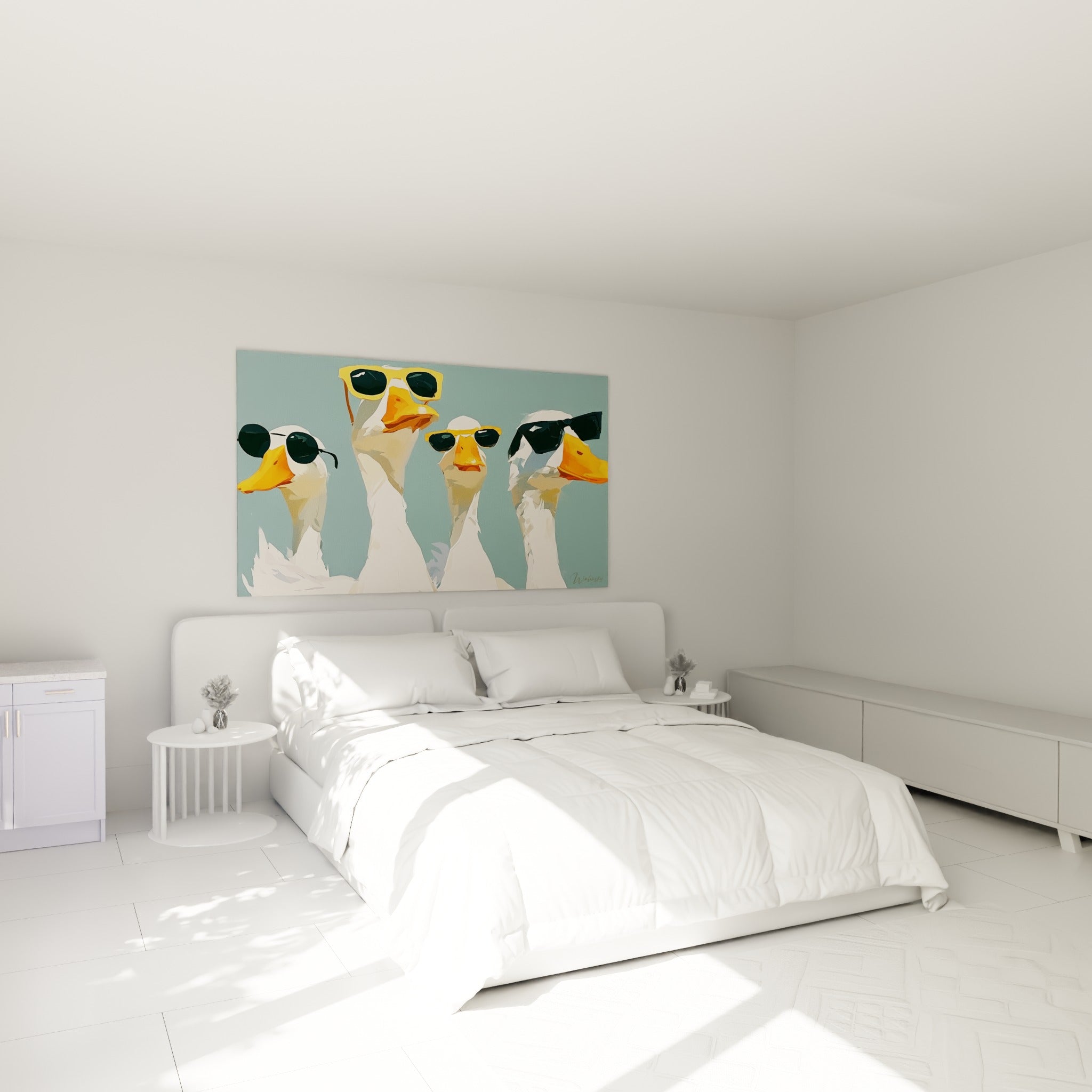 Canards facétieux aux lunettes noires et becs orangés, au-dessus d'un lit dans une chambre claire
