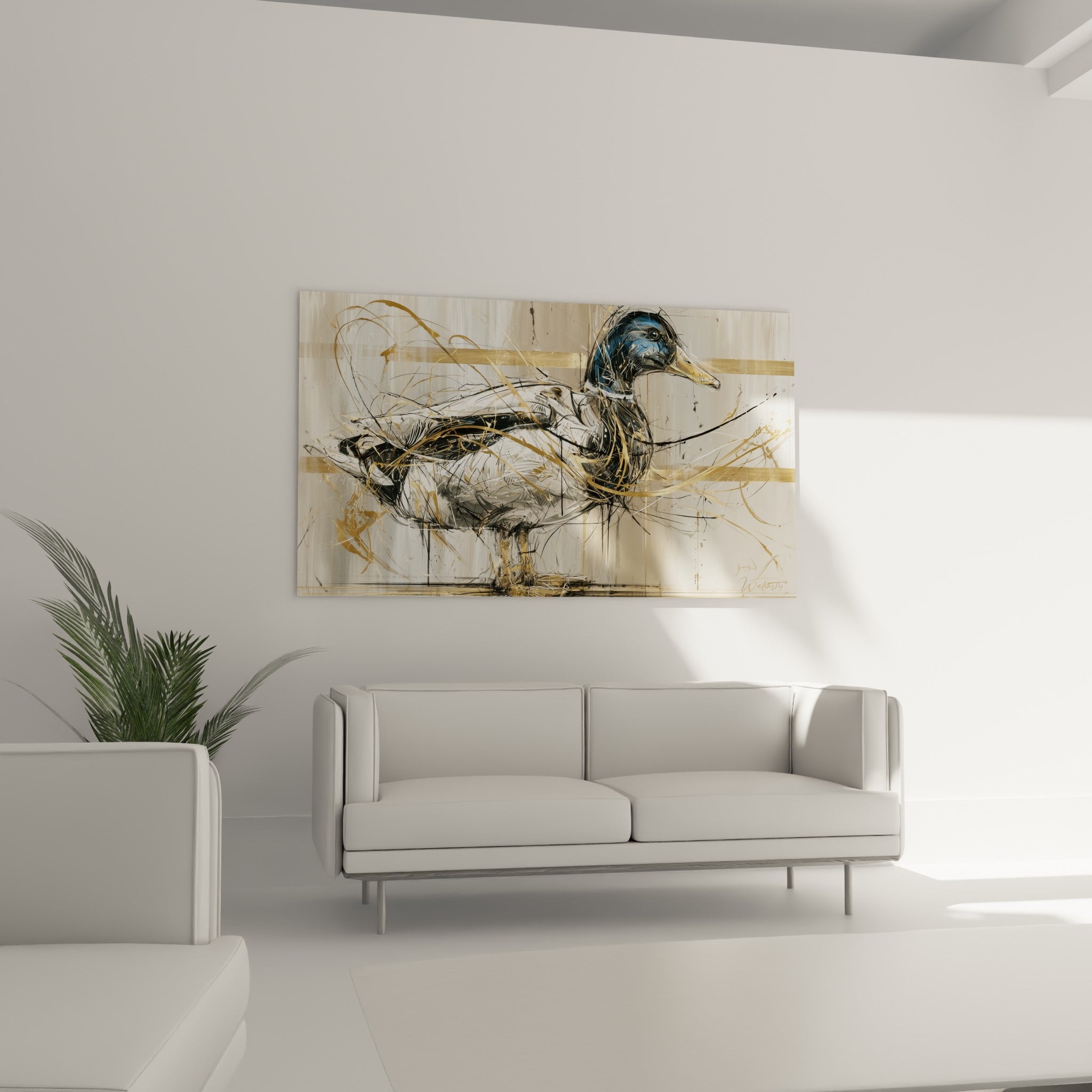 Volatile blanc et bleu marine aux touches dorées accroché au-dessus d'un canapé dans un salon lumineux