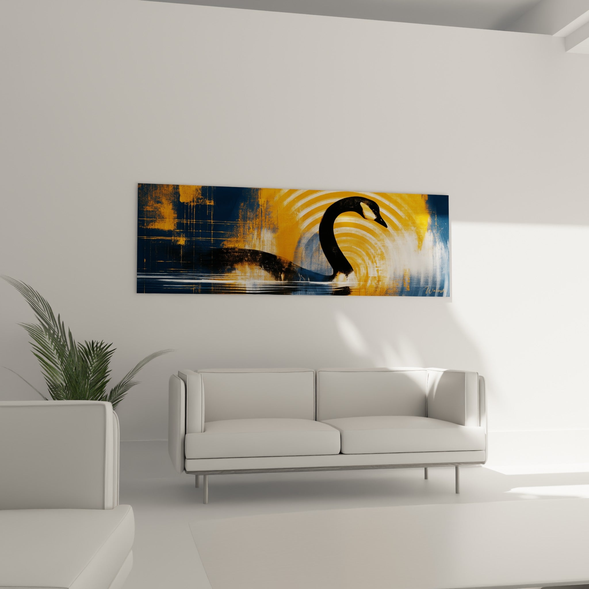 Oiseau noir glissant sur des reflets ocre et bleu marine, positionné au-dessus d'un canapé dans un salon lumineux
