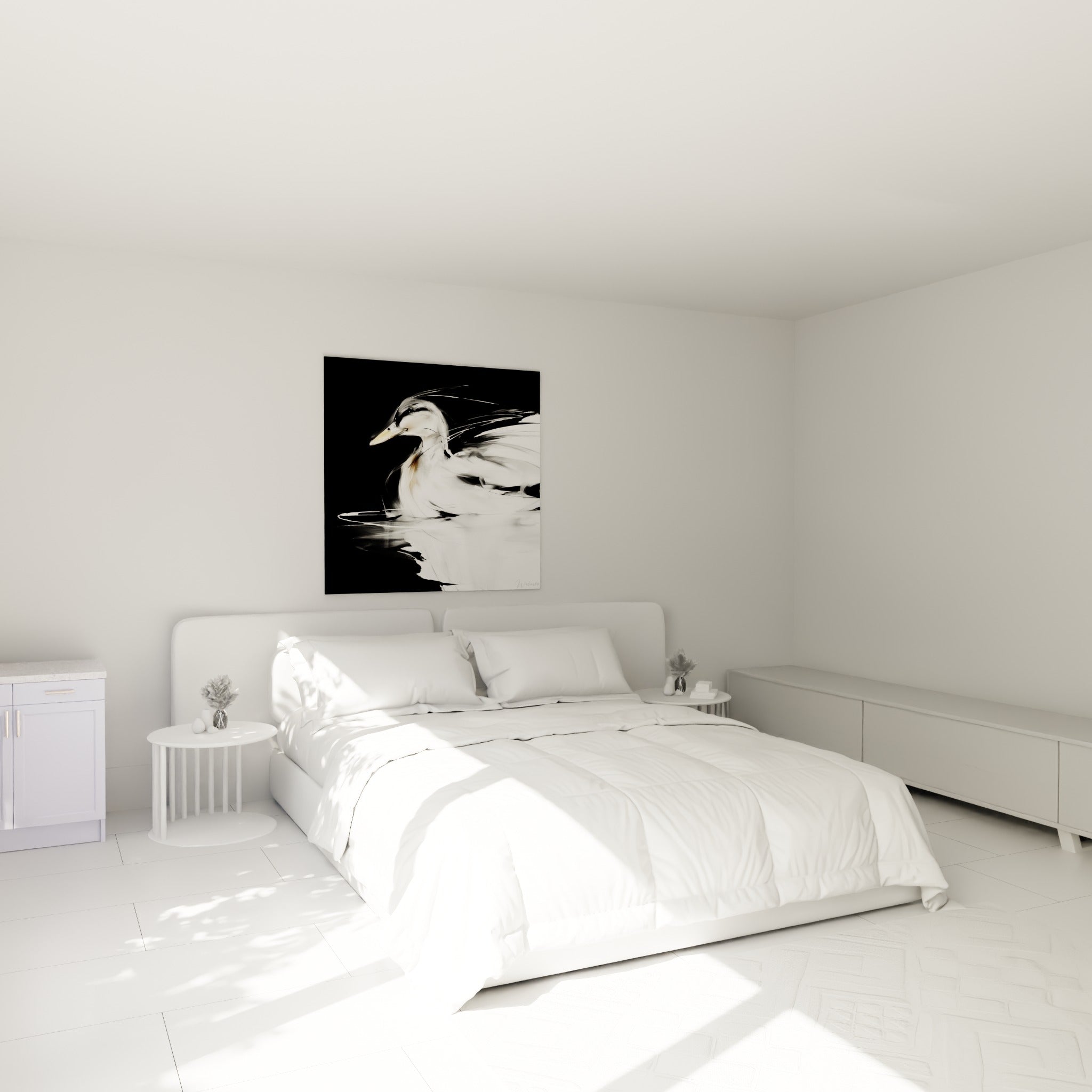 Oiseau blanc au bec doré peint sur fond noir, au-dessus d'un lit dans une chambre claire