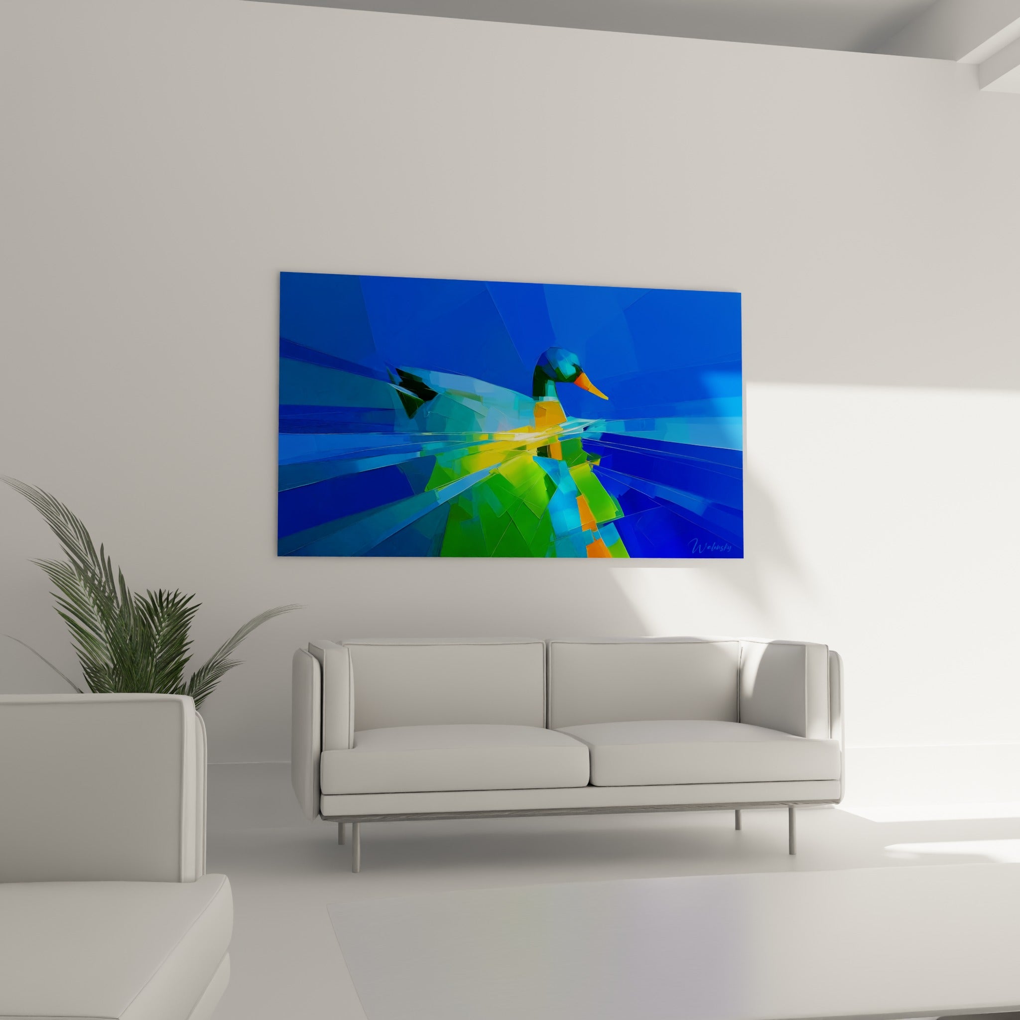 Canard aux teintes bleu marine et vert émeraude, silhouette graphique tranchée, au-dessus d'un canapé dans un salon lumineux