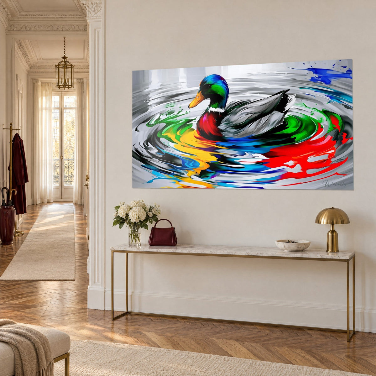 Cuadro pato silvestre de pico anaranjado, pecho rojo, círculos grises y azules, visto de tres cuartos sobre una consola dorada