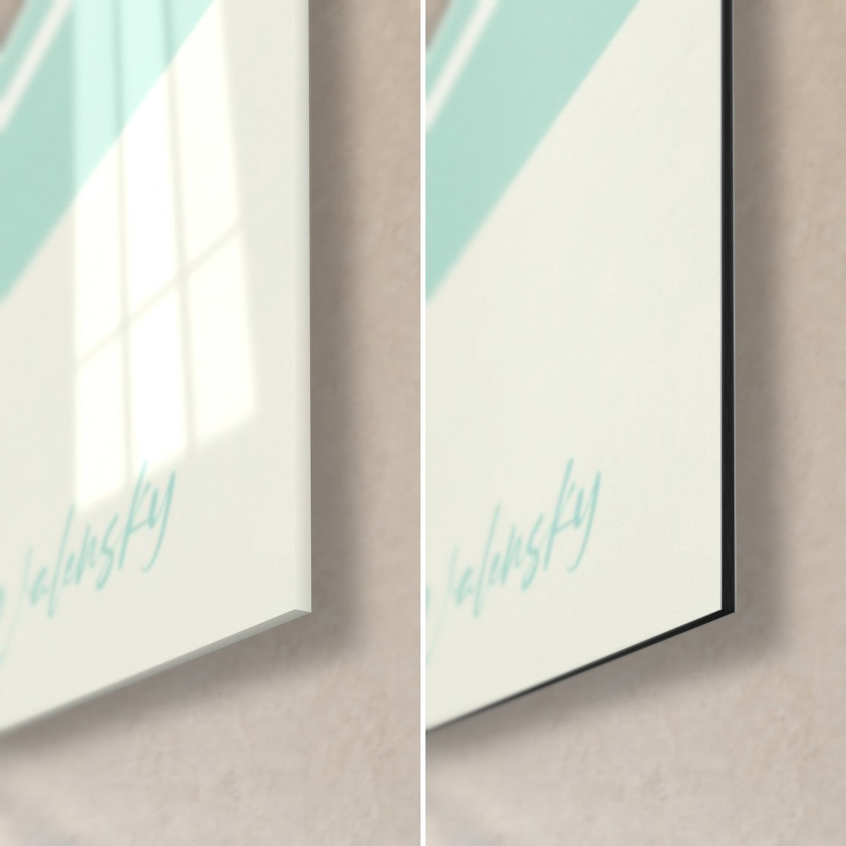 Tableau palmipède blanc, signature turquoise en bas à droite, verre acrylique brillant et alu Dibond noir mat, tranche de 3 mm