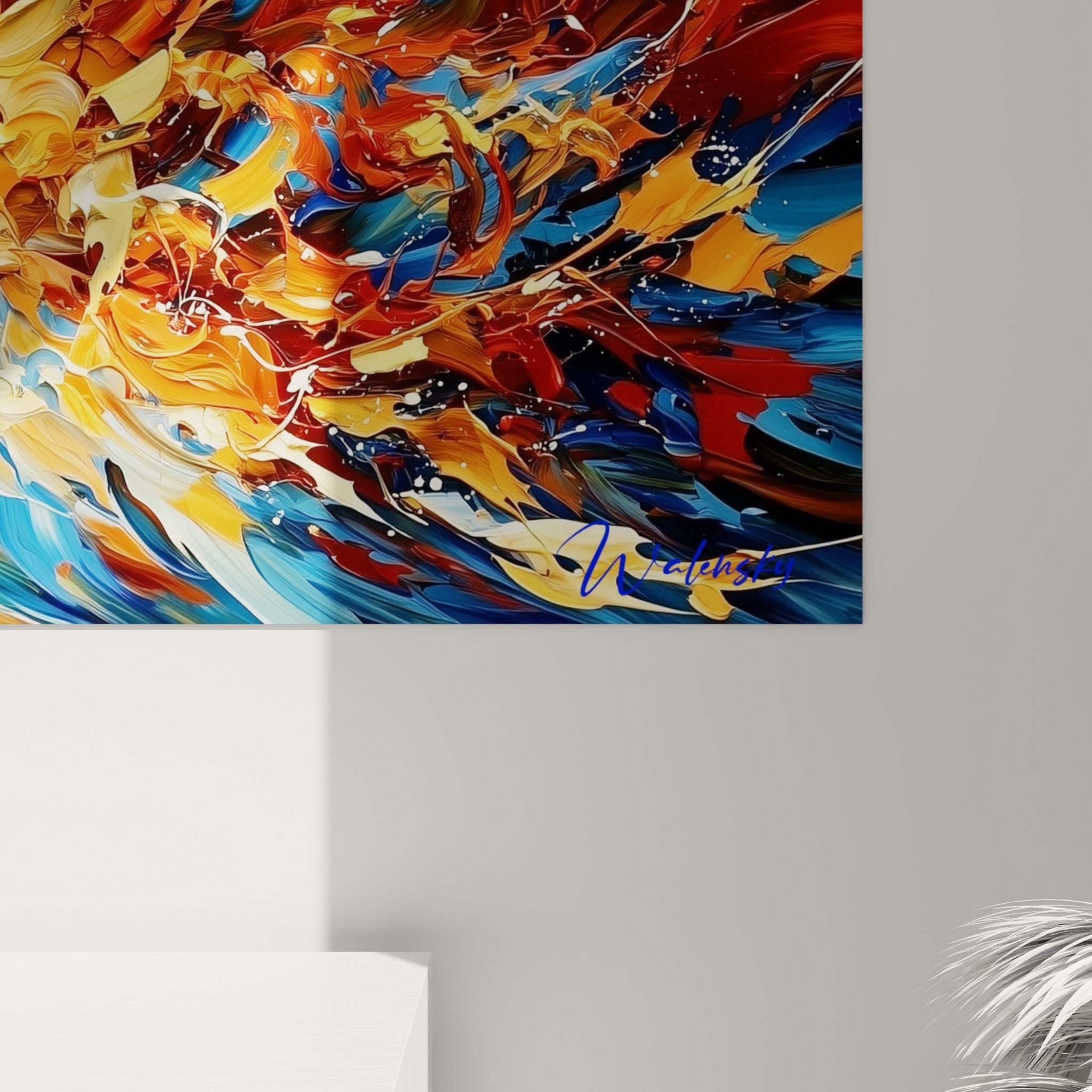 Empâtements orangés et doré côtoyant des touches bleu marine, matière épaisse et coulures visibles