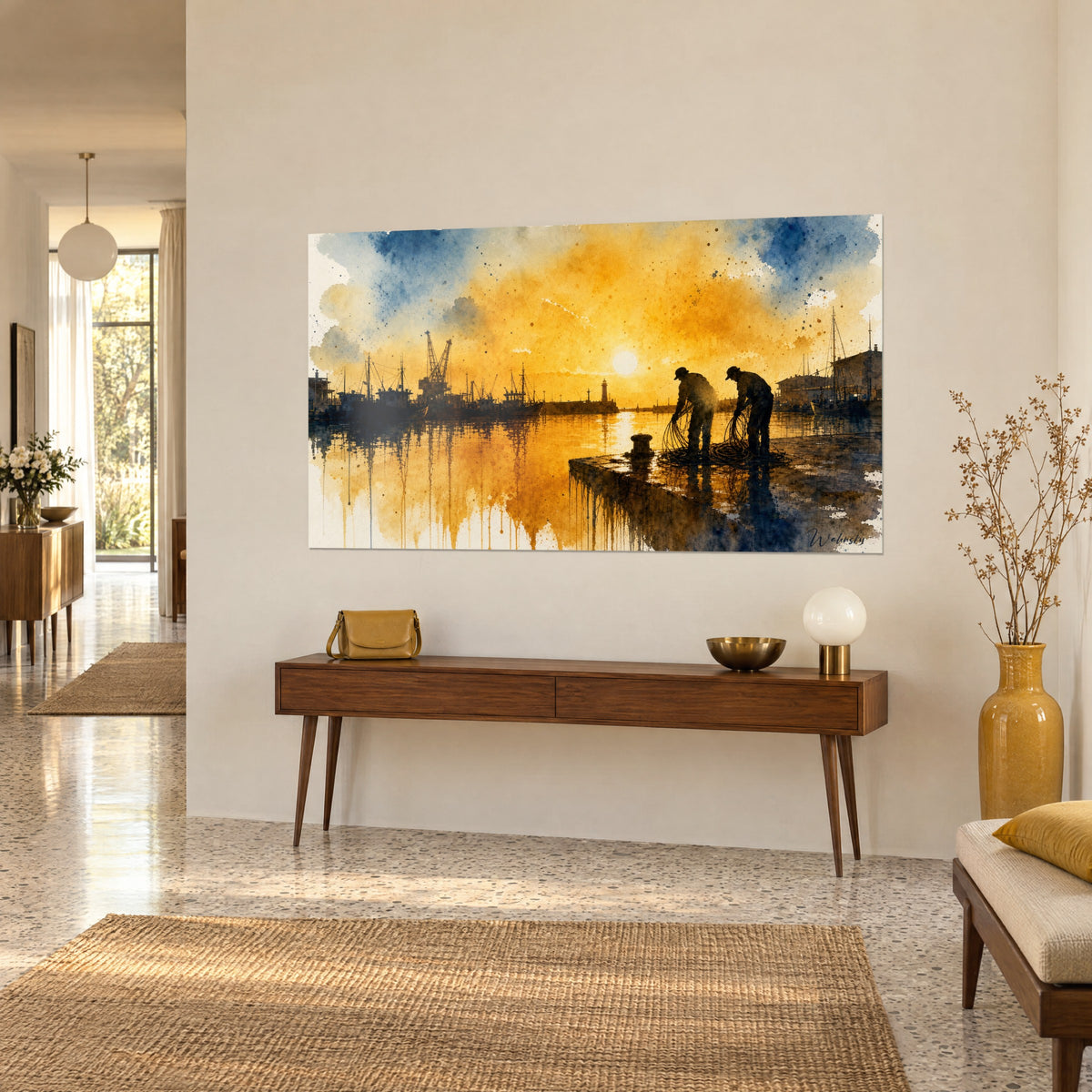Schilderij twee vissers gebogen over hun netten, gouden weerspiegelingen en donkere inktstrepen op het water, driekwart zicht op een houten console