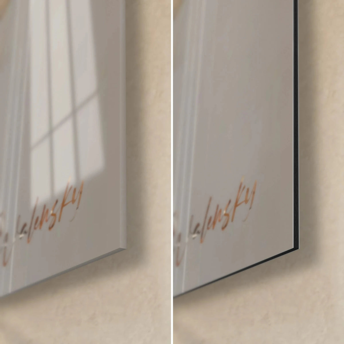 Tableau effraie des clochers, signature Walensky dorée sur fond gris clair, tranche de 3 mm, verre acrylique brillant et Dibond mat en coin bas droit