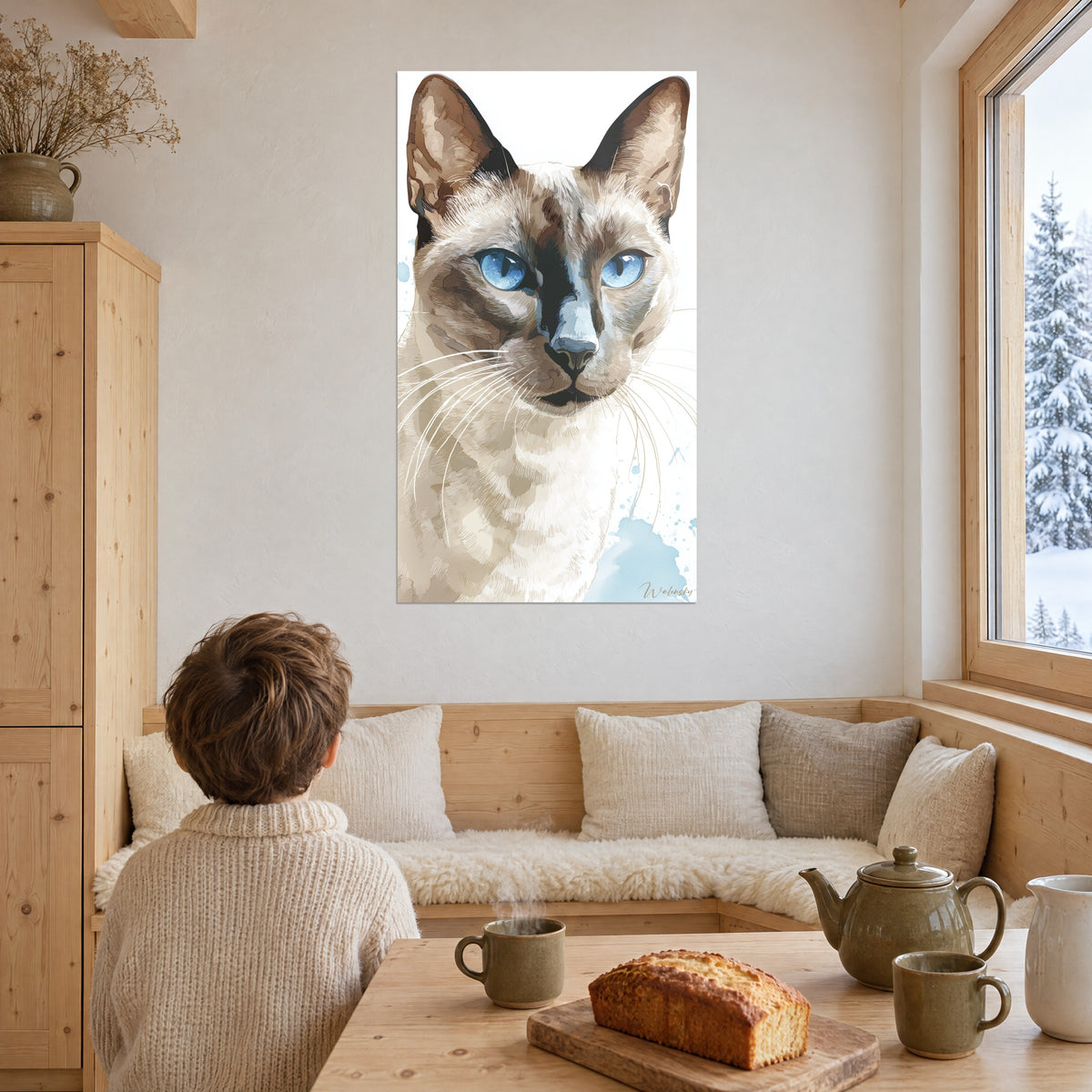 Schilderij kat met zand- en chocoladekleurige vacht, doordringende saffierblauwe ogen, gezien vanaf een houten bank in een besneeuwd chalet