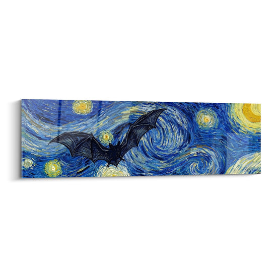 Schilderij Vliegende Vleermuis tegen een Nachtelijke Sterrenhemel met Blauwe en Gouden Wervelingen - Mystieke Nacht - Vleermuis Editie