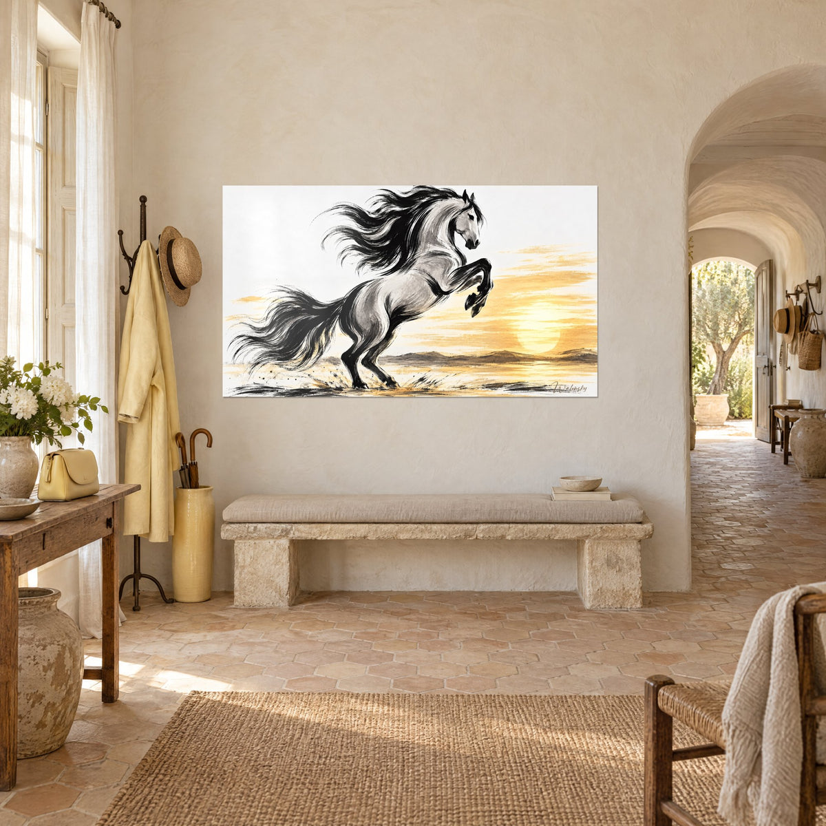 Tableau pur-sang dressé sur ses postérieurs, soleil ocre derrière lui, accroché au mur crème d'un mas provençal