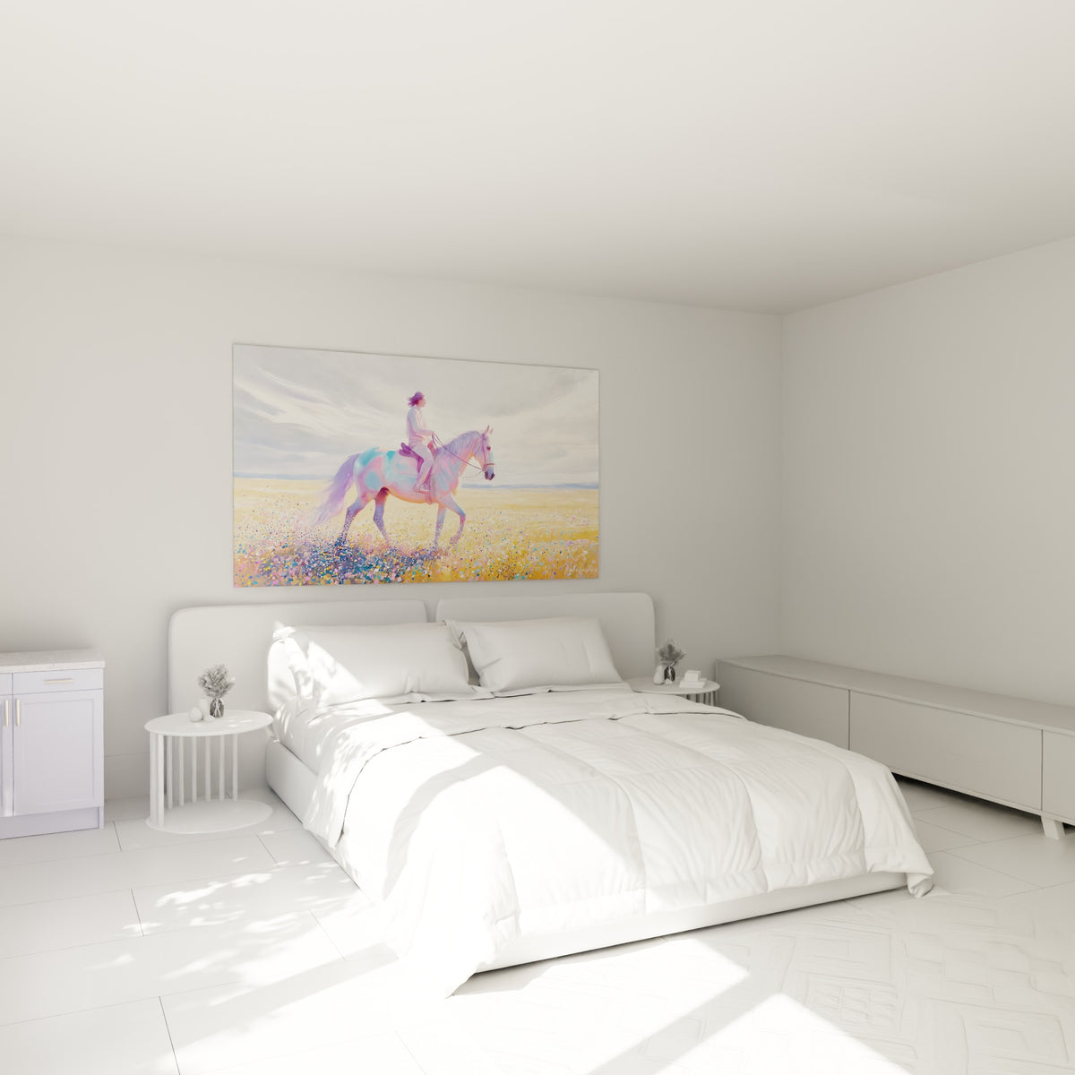 Cheval pastel bleu et violet traversant un champ doré, au-dessus d'un lit dans une chambre claire
