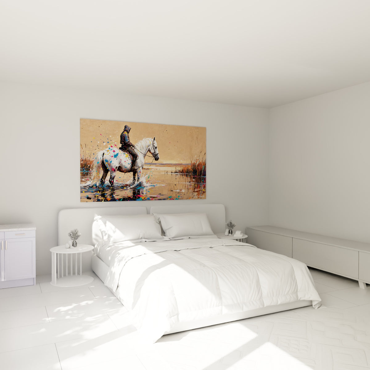 Cavalier sur cheval blanc taché de jaune et bleu, au-dessus d'un lit dans une chambre claire