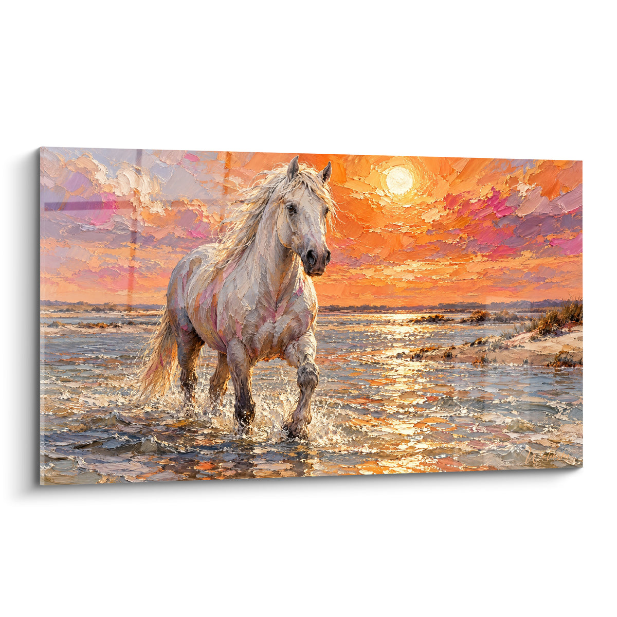 Tableau Cheval de Camargue blanc traversant l'eau sous un ciel orangé et rosé flamboyant