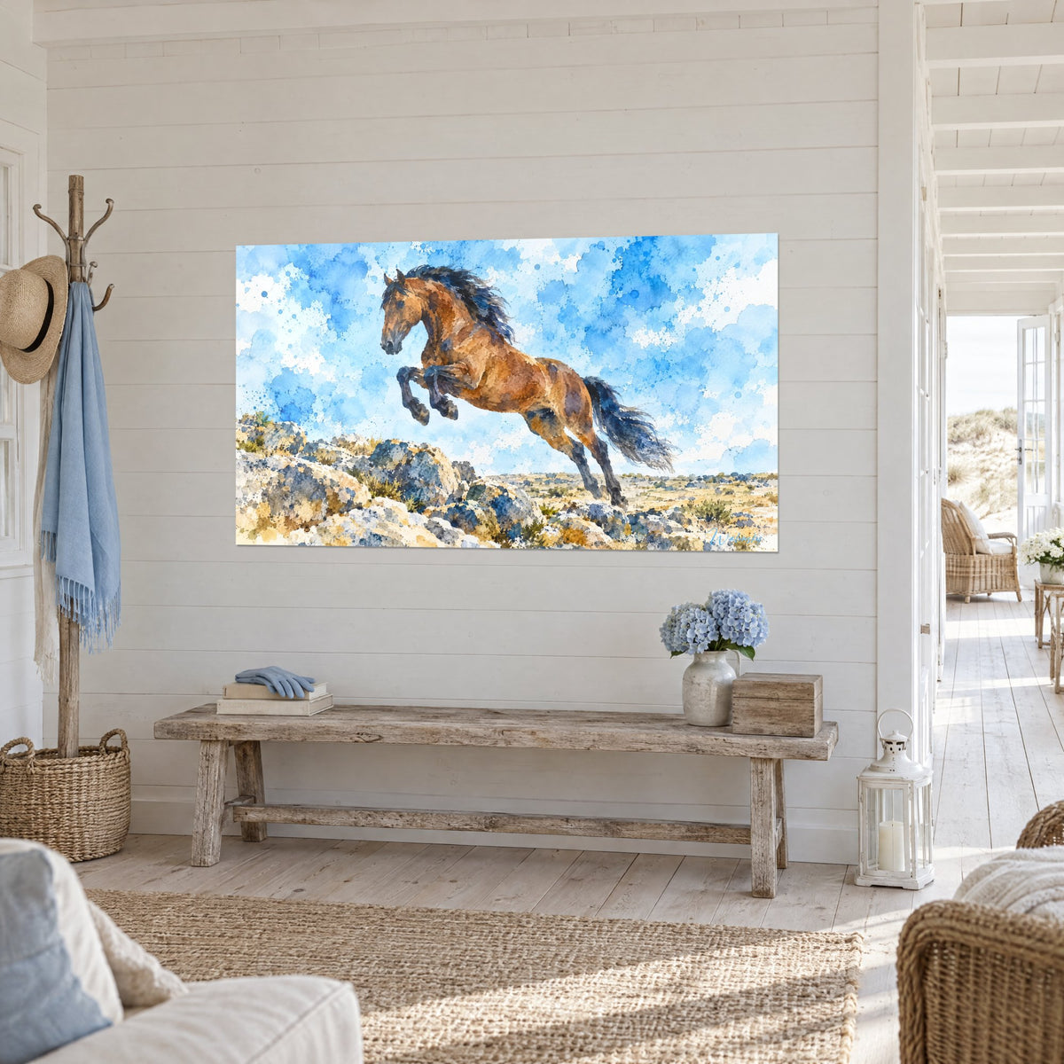 Tableau cheval brun aux crins noirs bondissant dans l'aquarelle, rocaille dorée et nuages azur, entrée d'une maison de plage