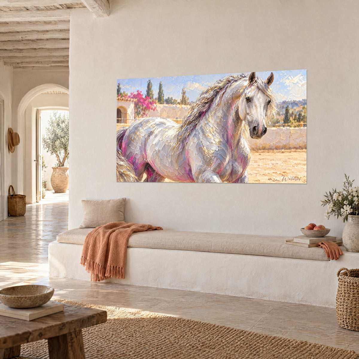 Tableau cheval lusitanien gris perle, naseaux roses et ciel bleu pâle, vu de trois quarts dans une maison méditerranéenne