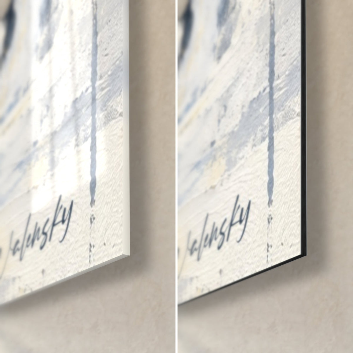 Tableau étalons sauvages en peinture bleue et blanche, coin bas droit : verre brillant à gauche, Dibond mat à droite