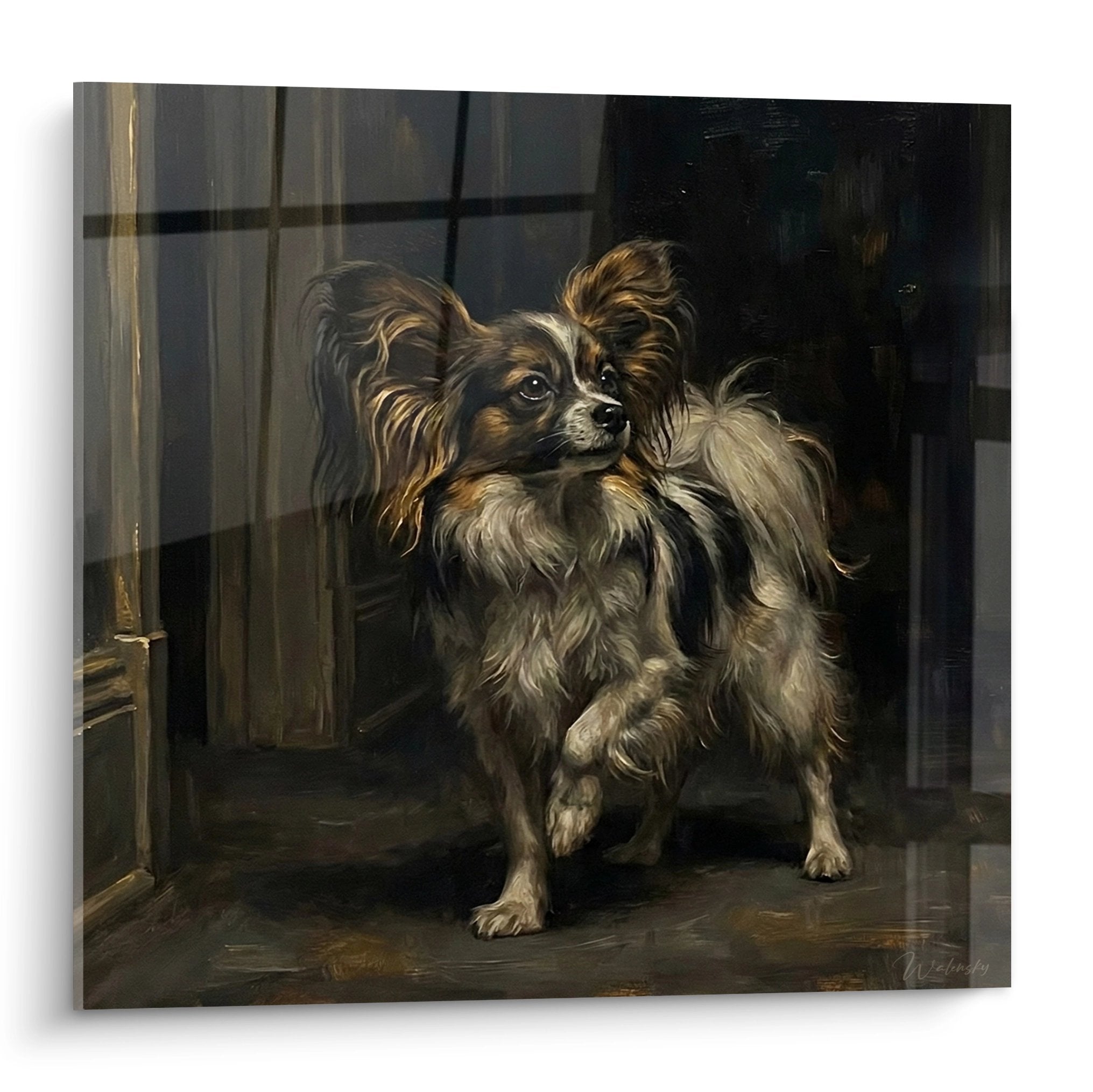 Tableau Chien Papillon tricolore en mouvement dans intérieur bourgeois aux tons dorés et ombrés