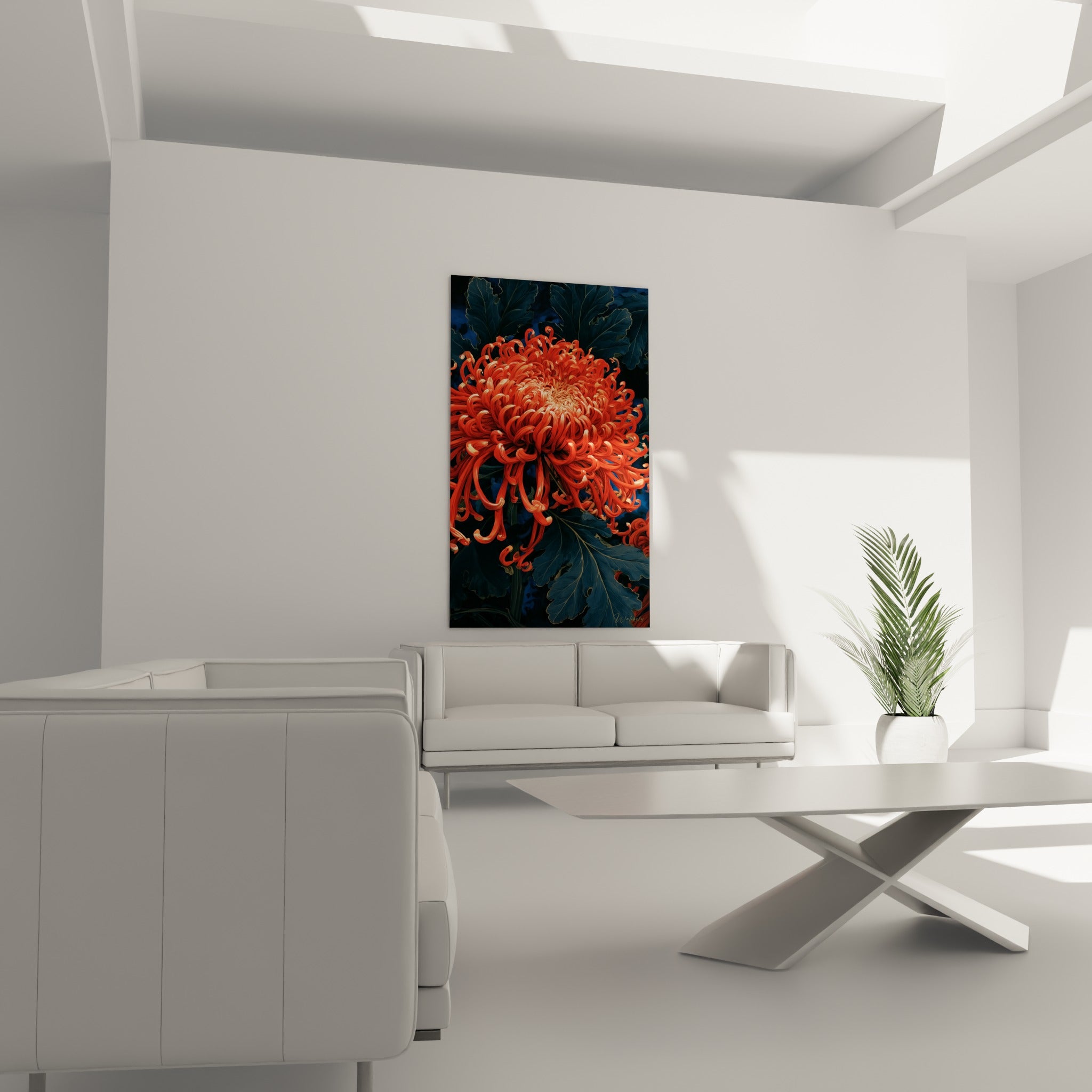 Pétales torsadés corail et ivoire du Chrysanthème au-dessus d'un canapé dans un salon lumineux