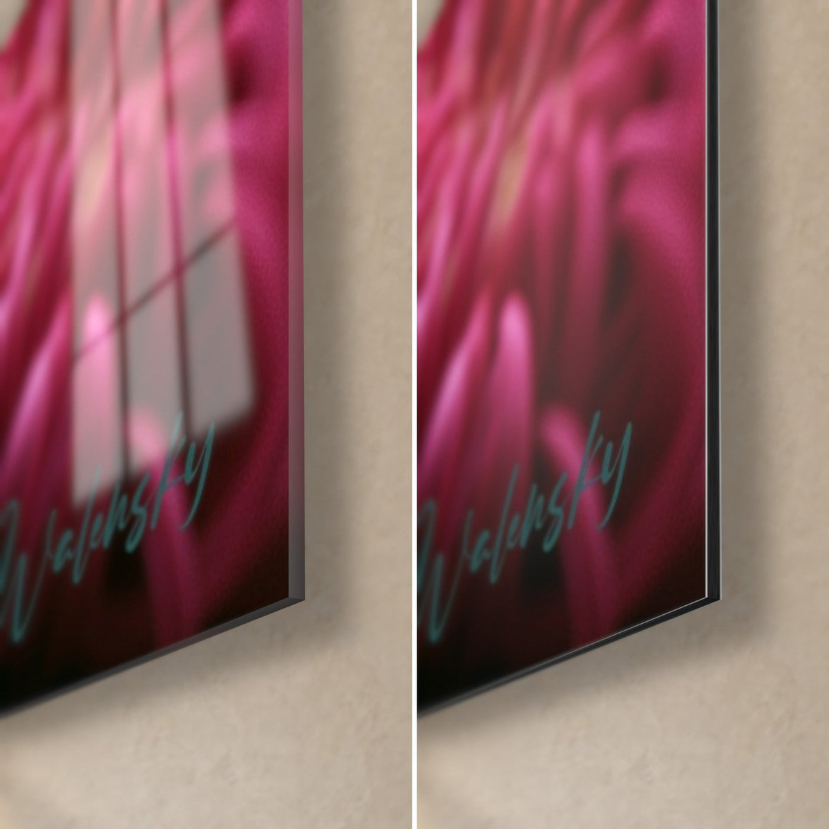 Cuadro crisantemo fucsia, esquina inferior derecha: cristal acrílico brillante con reflejos, aluminio Dibond mate negro, grosor de 3 mm