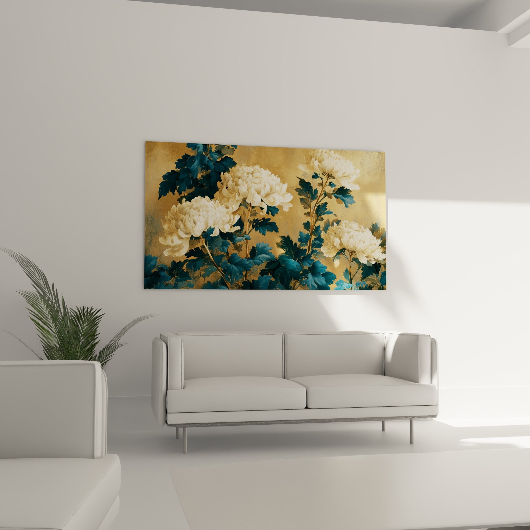 Chrysanthème ivoire aux tiges dorées et feuillage bleu paon, au-dessus d'un canapé dans un salon lumineux