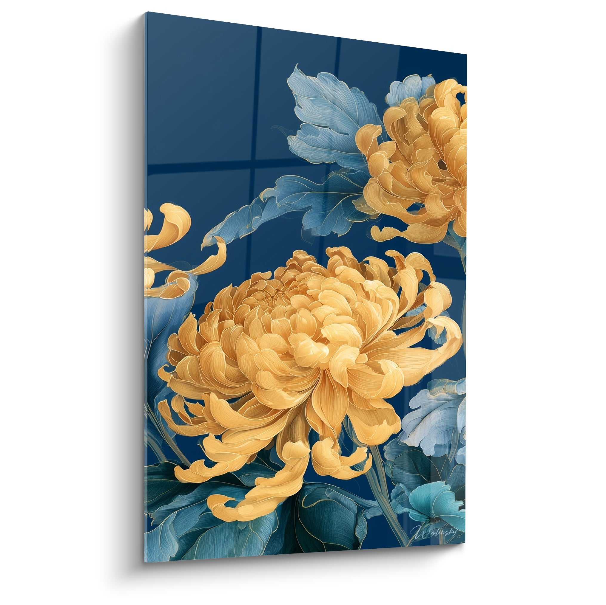 Chrysanthème doré aux pétales déployés sur fond bleu marine, feuillage bleu pastel détaillé