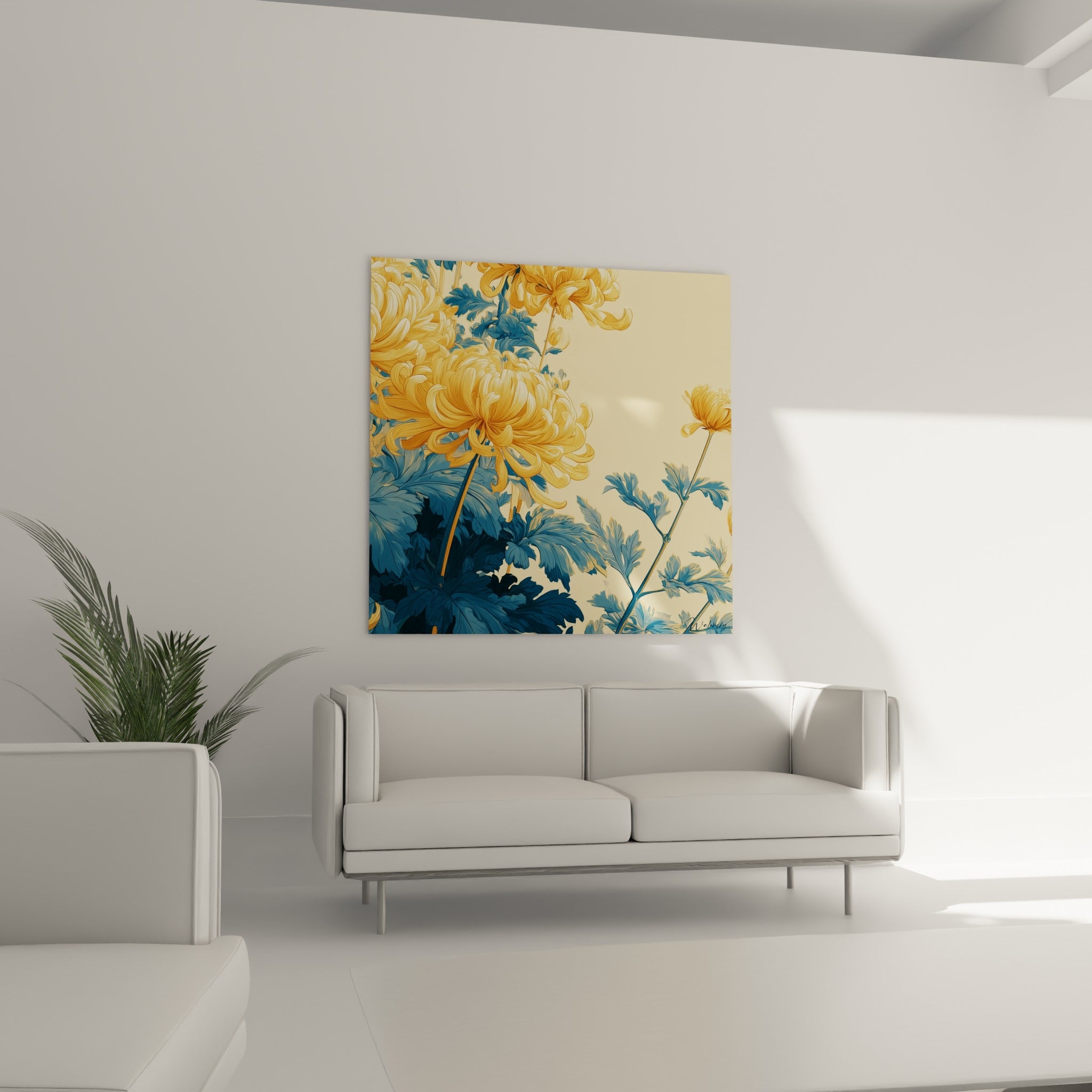 Pétales safran et verdure bleu pétrole du tableau Chrysanthème au-dessus d'un canapé dans un salon lumineux