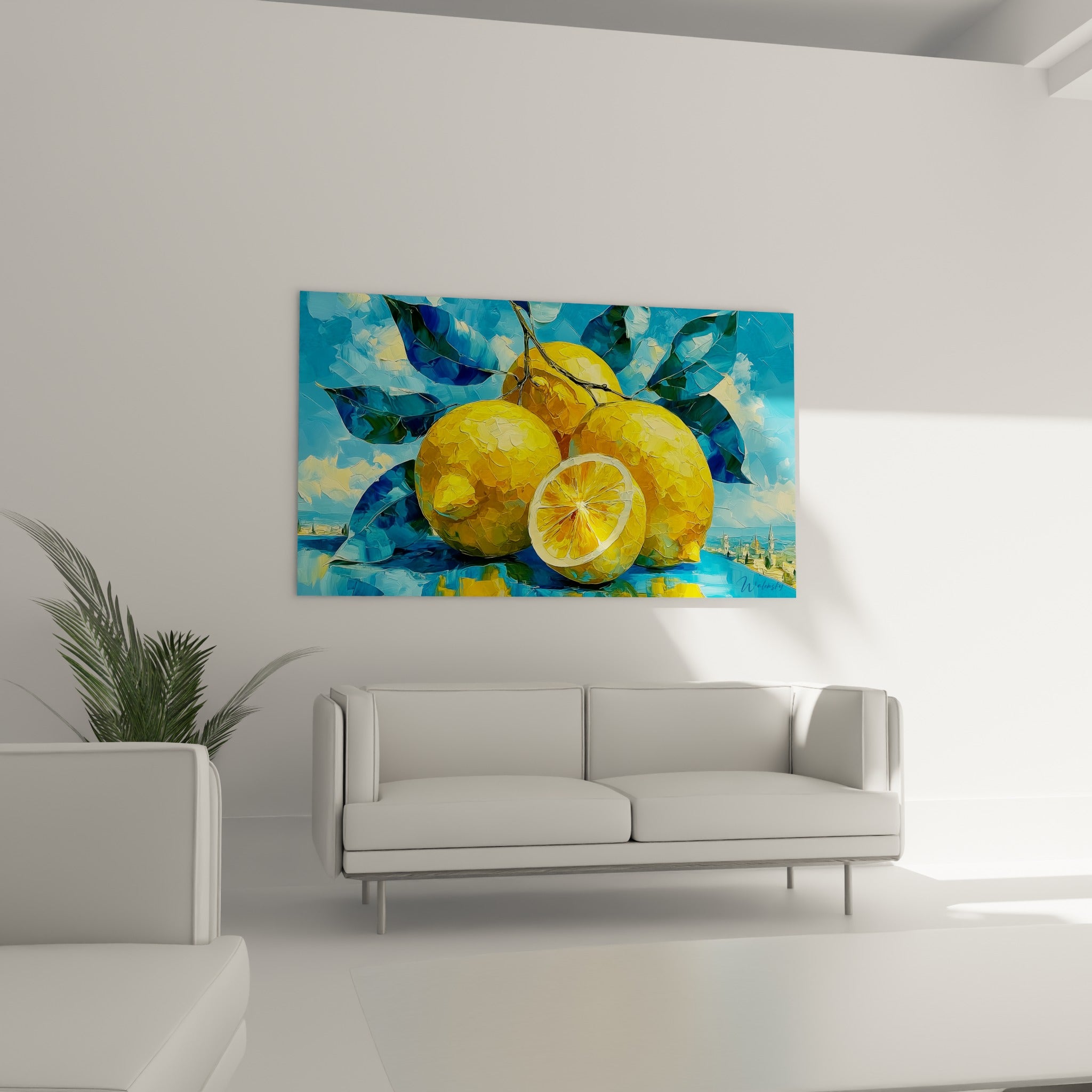 Citrons dorés et feuillage bleu nuit texturés au couteau, au-dessus d'un canapé dans un salon lumineux