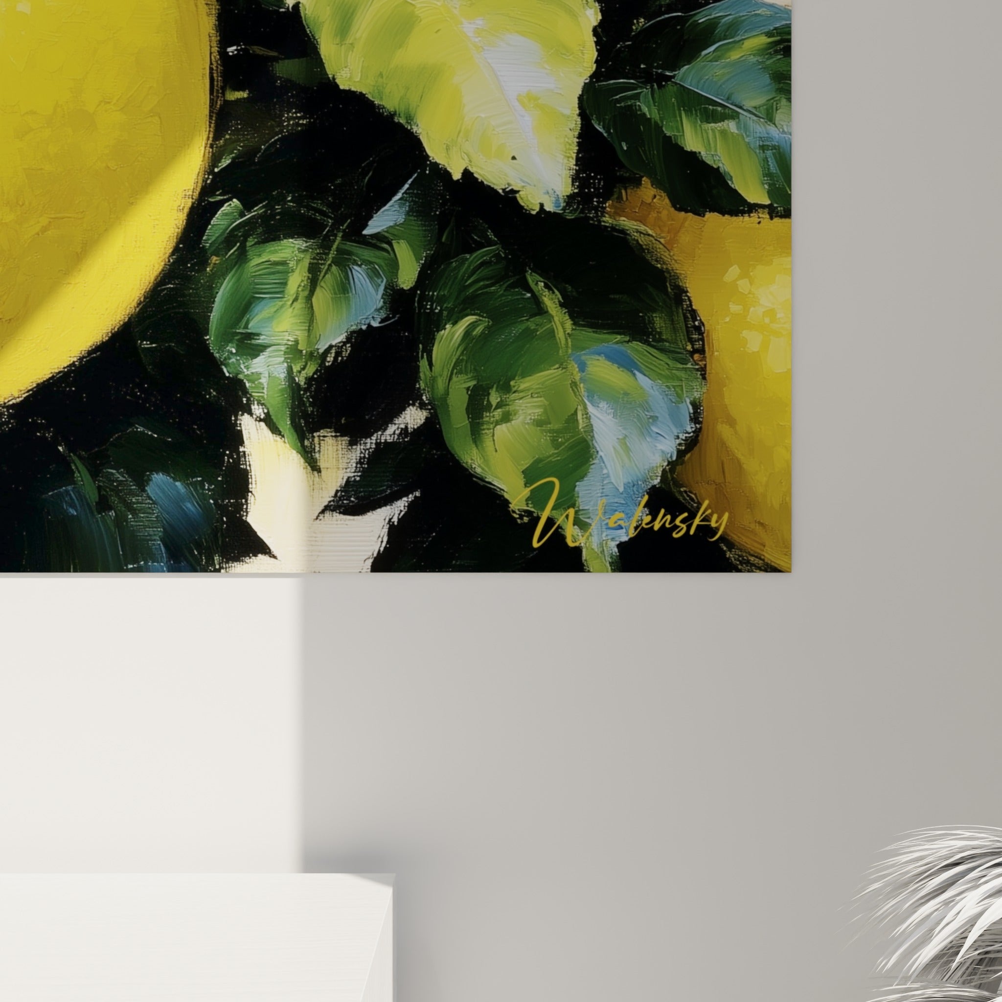Empâtements jaunes et verts visibles de près, matière épaisse du citron et des feuilles peintes