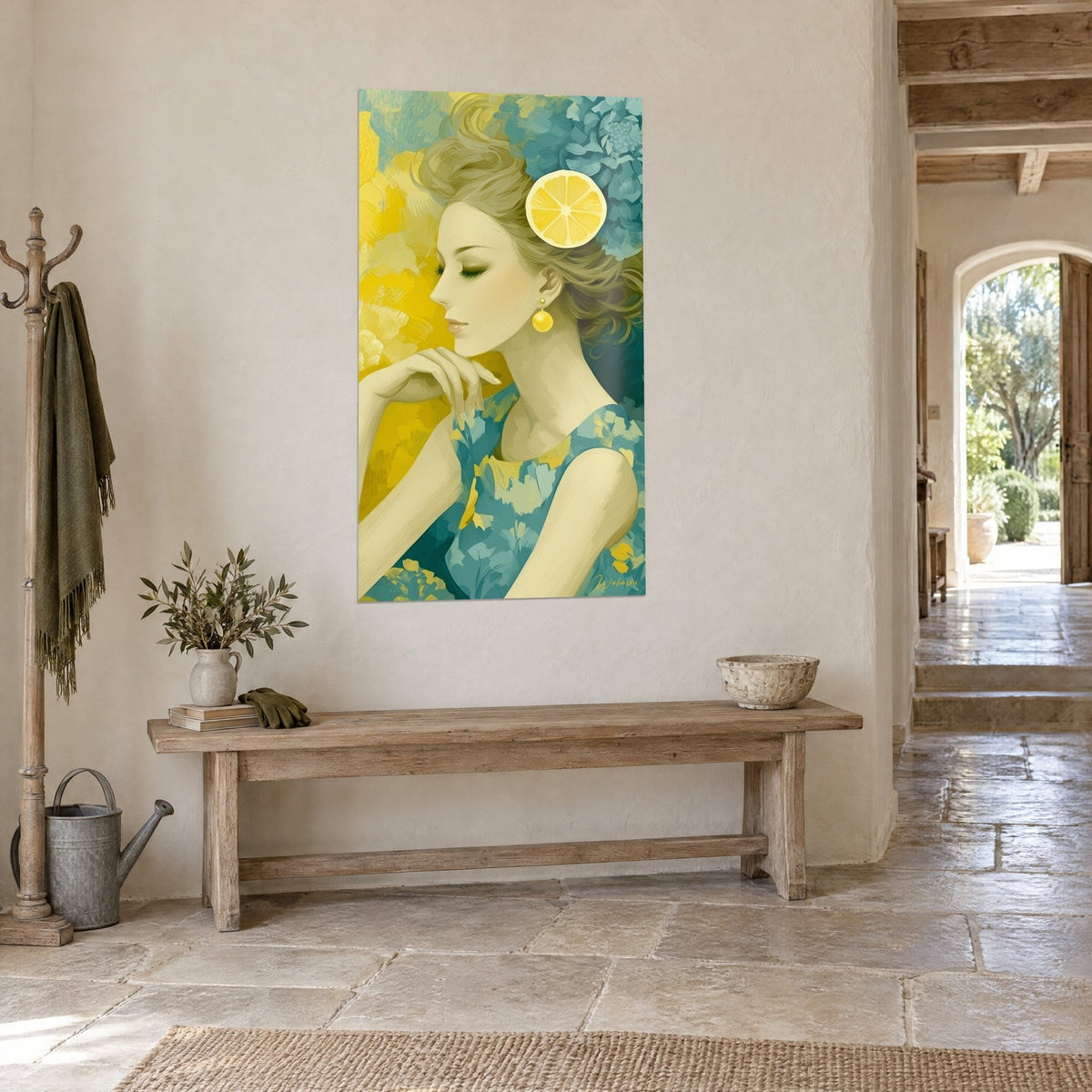 Quadro ritratto di profilo con le palpebre chiuse, orecchino giallo e fiori turchesi, su una parete imbiancata accanto a una consolle in legno