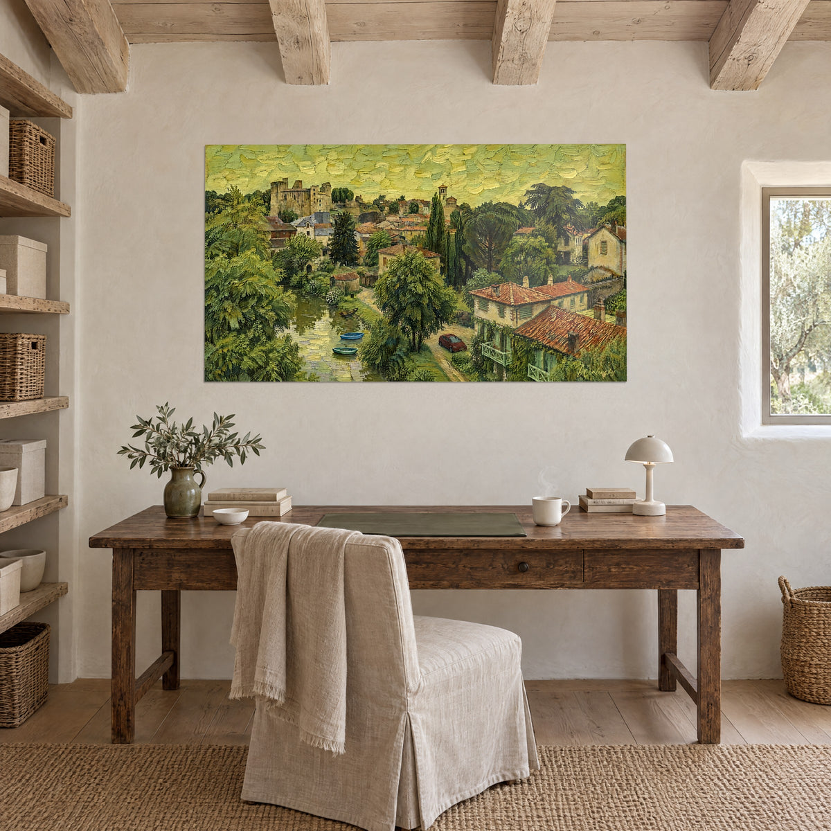 Quadro di un paesaggio della Loira Atlantica con tegole arancioni e una chioma verde intenso, auto rossa sul sentiero, fissato sopra una scrivania di legno
