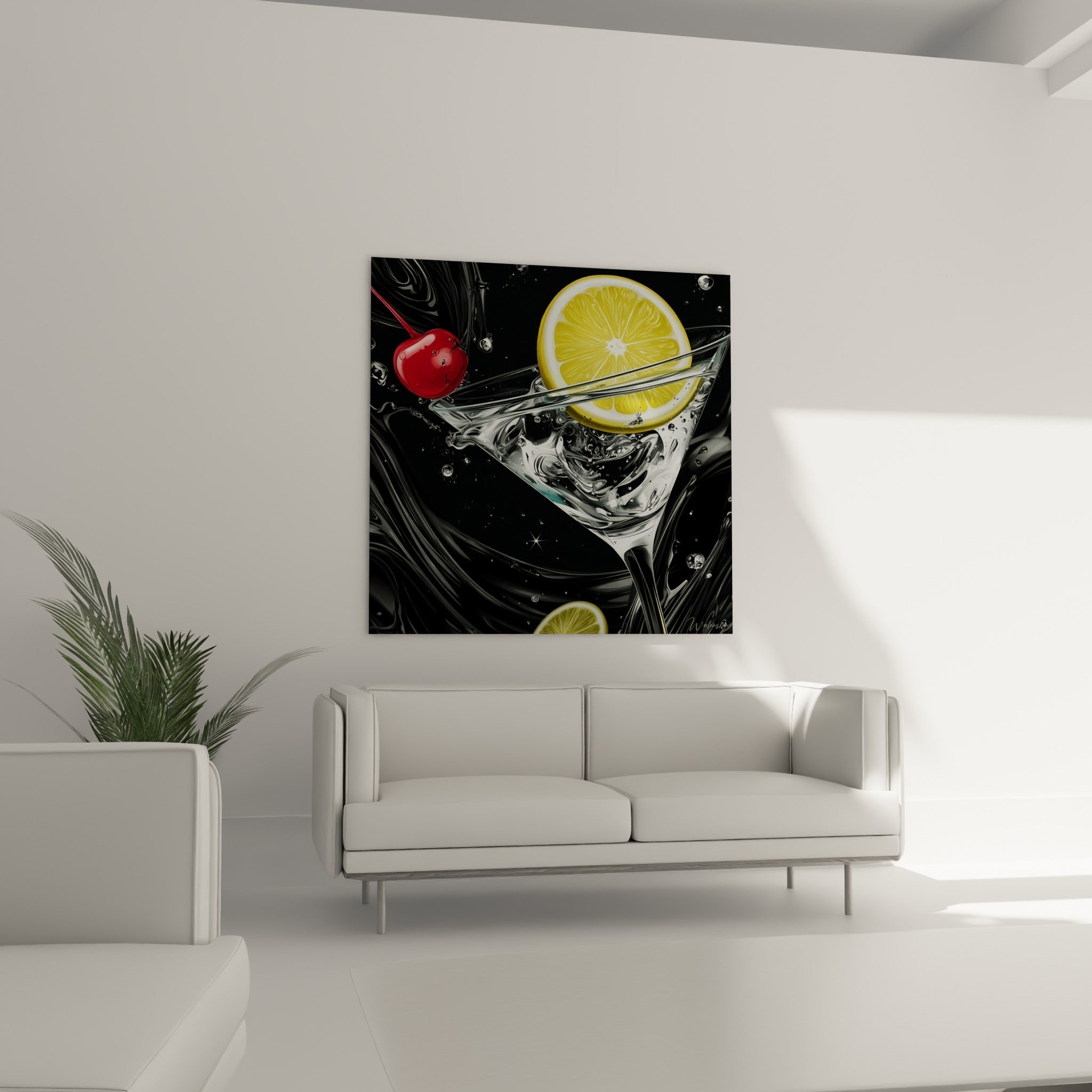 Verre à cocktail noir et jaune avec cerise écarlate suspendue, au-dessus d'un canapé dans un salon lumineux