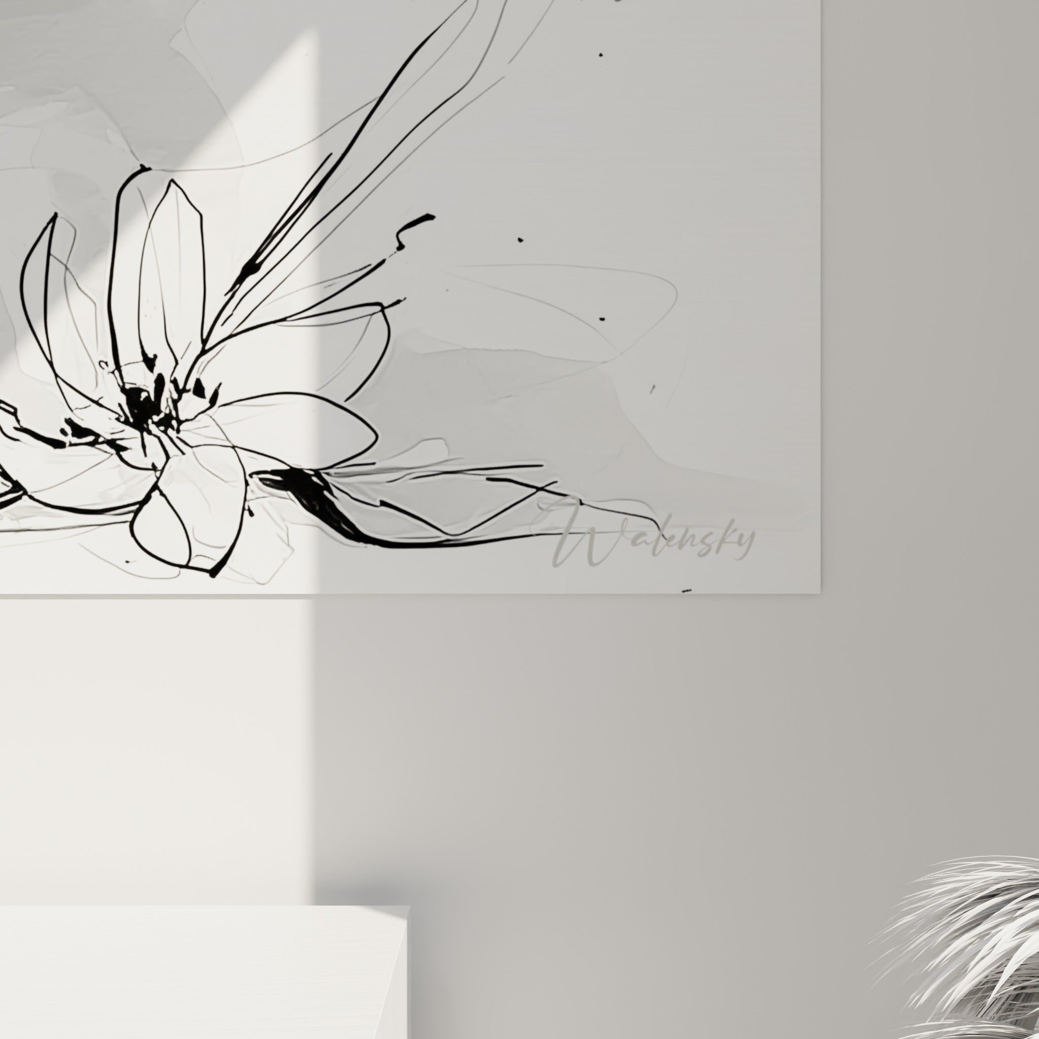 Empâtements noirs et coulures dorées visibles de près, grain de l'encre et éclats de peinture du cocktail