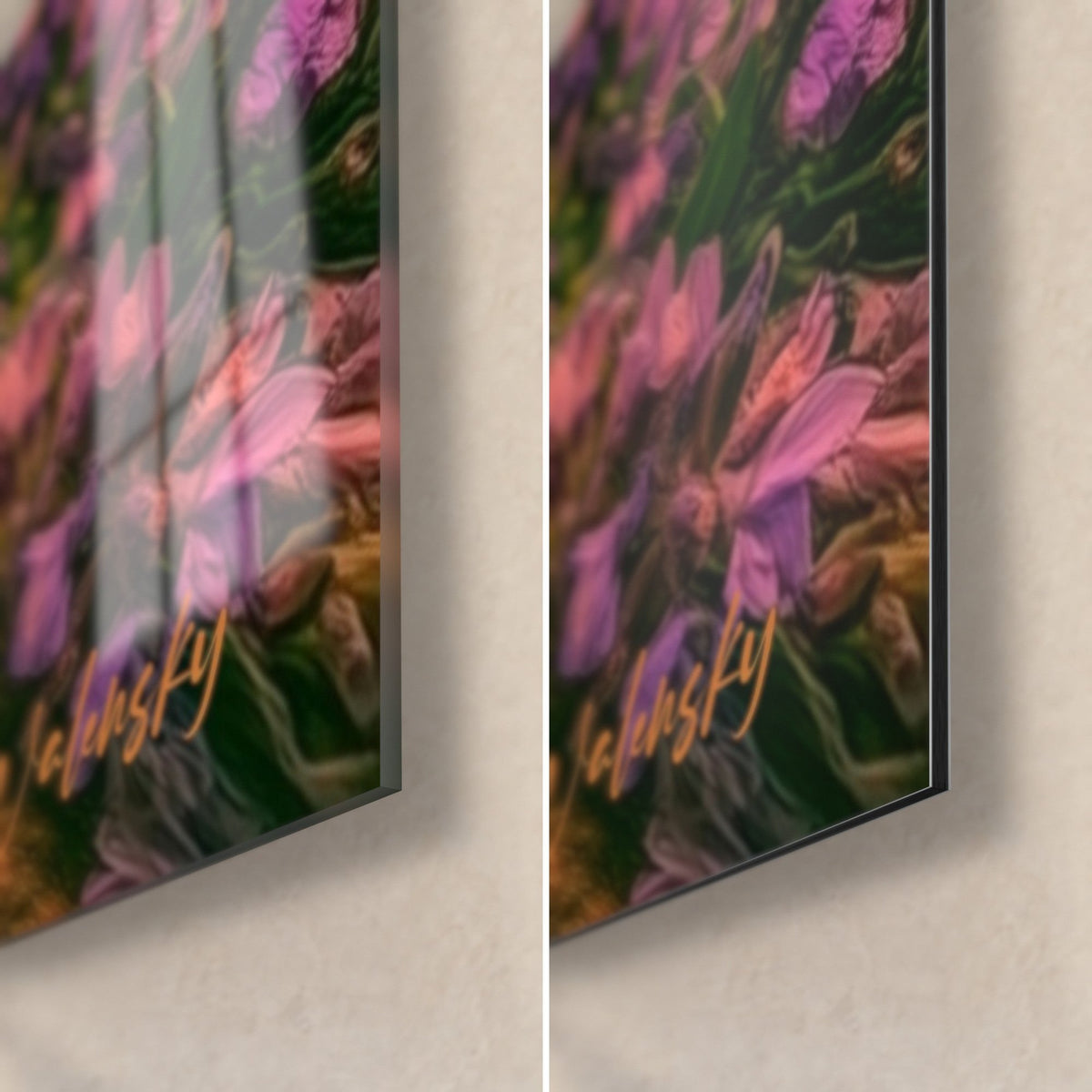 Gemälde mit drei Bernsteingläsern und malvenfarbenen Blüten, untere rechte Ecke: glänzendes Acrylglas links, mattes Dibond, 3 mm Kante rechts