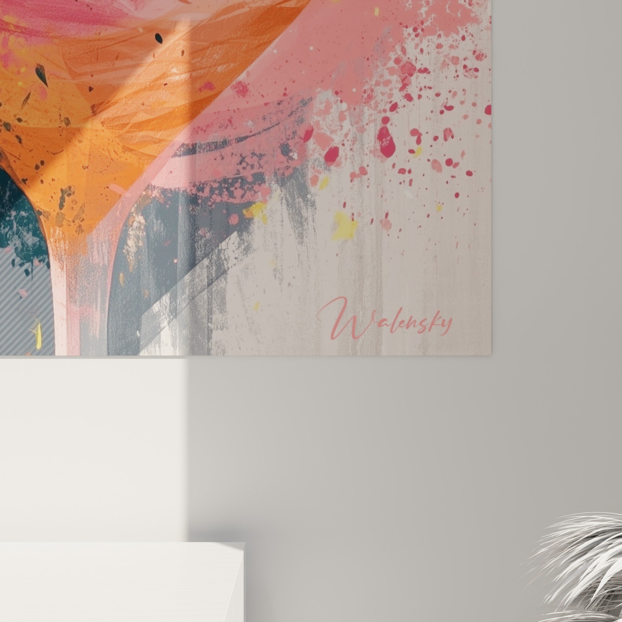 Coulures épaisses de peinture rose, orange et anthracite formant un relief texturé sur la toile