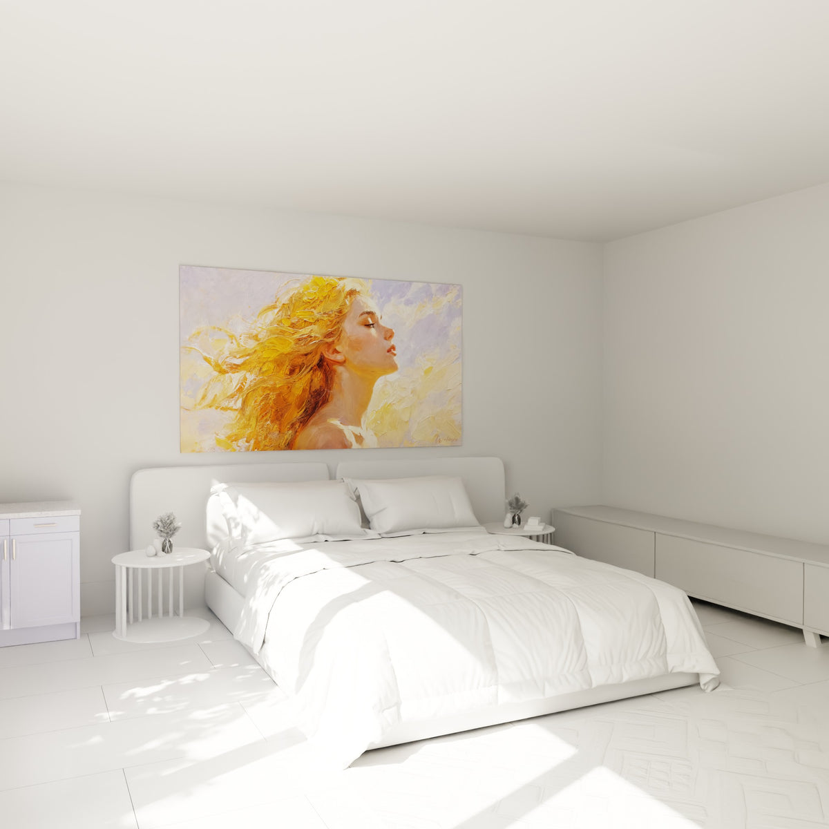 Chevelure ocre soulevée par le vent sur ce tableau Coiffure, accrochée au-dessus d'un lit dans une chambre claire