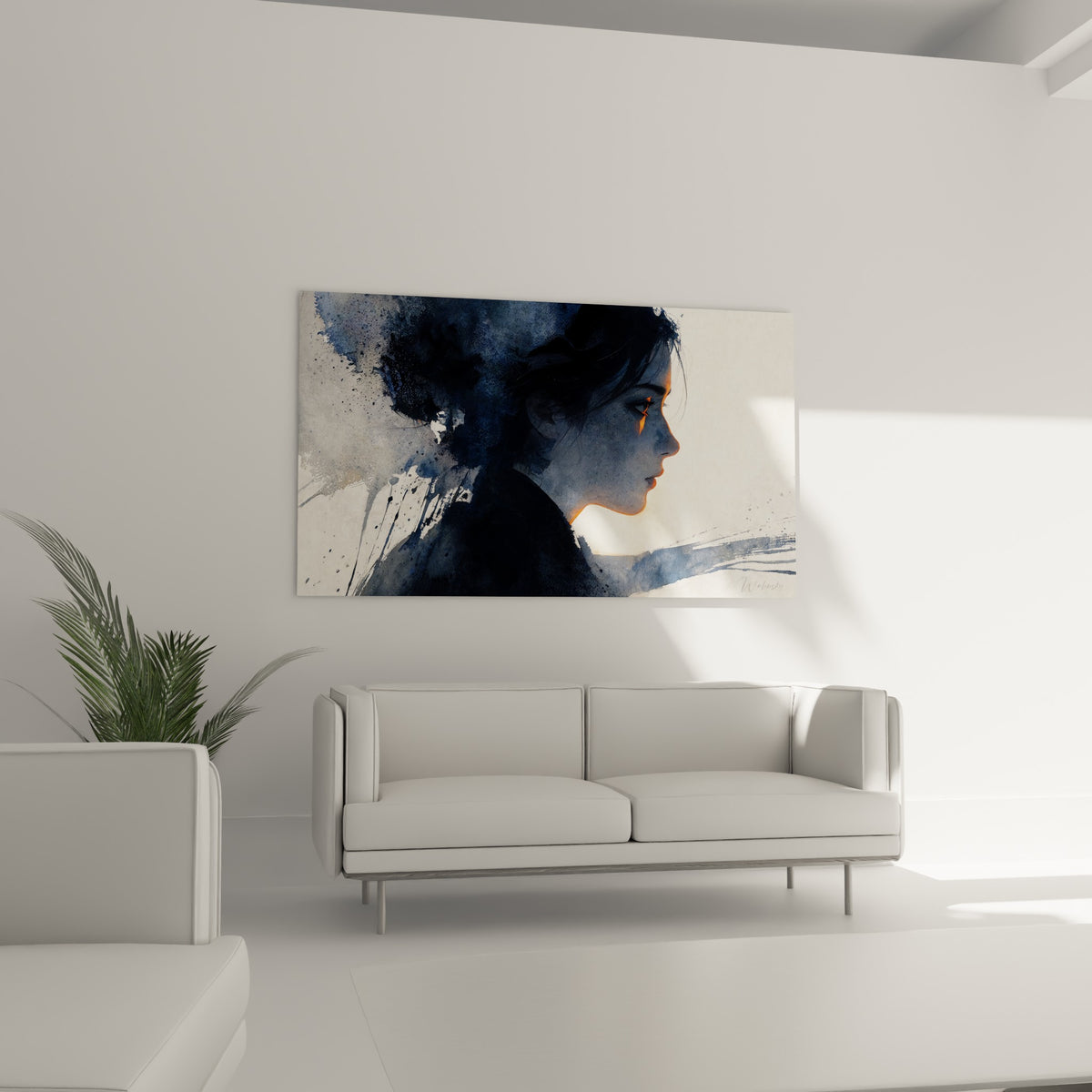 Visage de profil illuminé d'orange sur fond anthracite au-dessus d'un canapé dans un salon lumineux