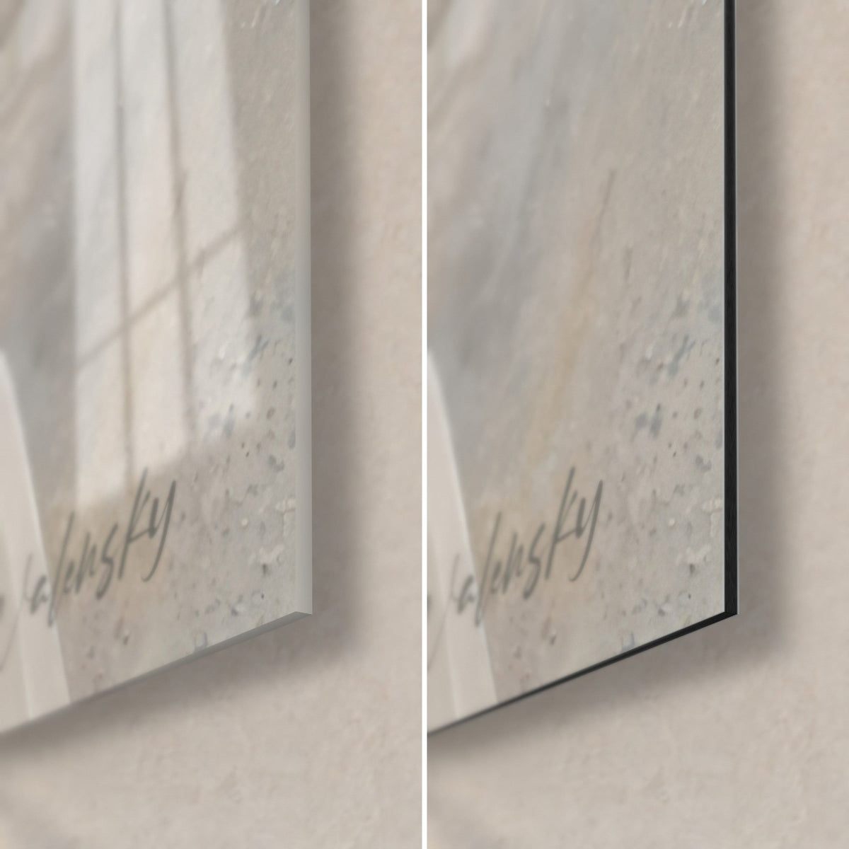 Gemälde einer Künstlerin mit platinblondem Haar, untere rechte Ecke: glänzendes Acrylglas links, mattschwarzes Dibond rechts, silberne Signatur
