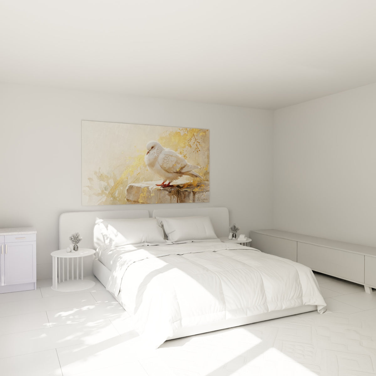 Oiseau blanc aux reflets dorés perché sur pierre, au-dessus d'un lit dans une chambre claire