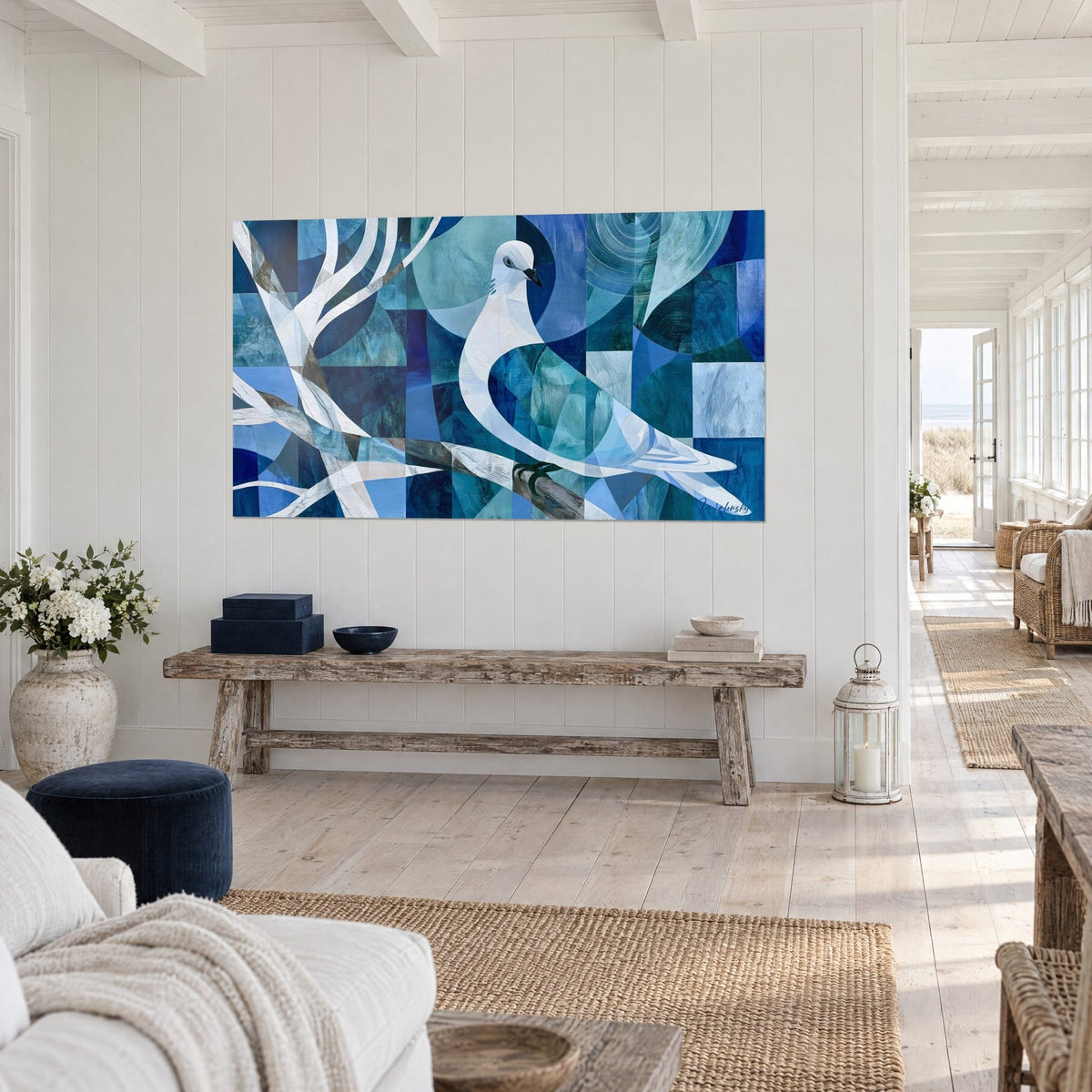 Quadro uccello avorio dalle ali a campiture piatte, sfondo di losanghe blu notte e azzurro, vista di tre quarti, casa sul mare
