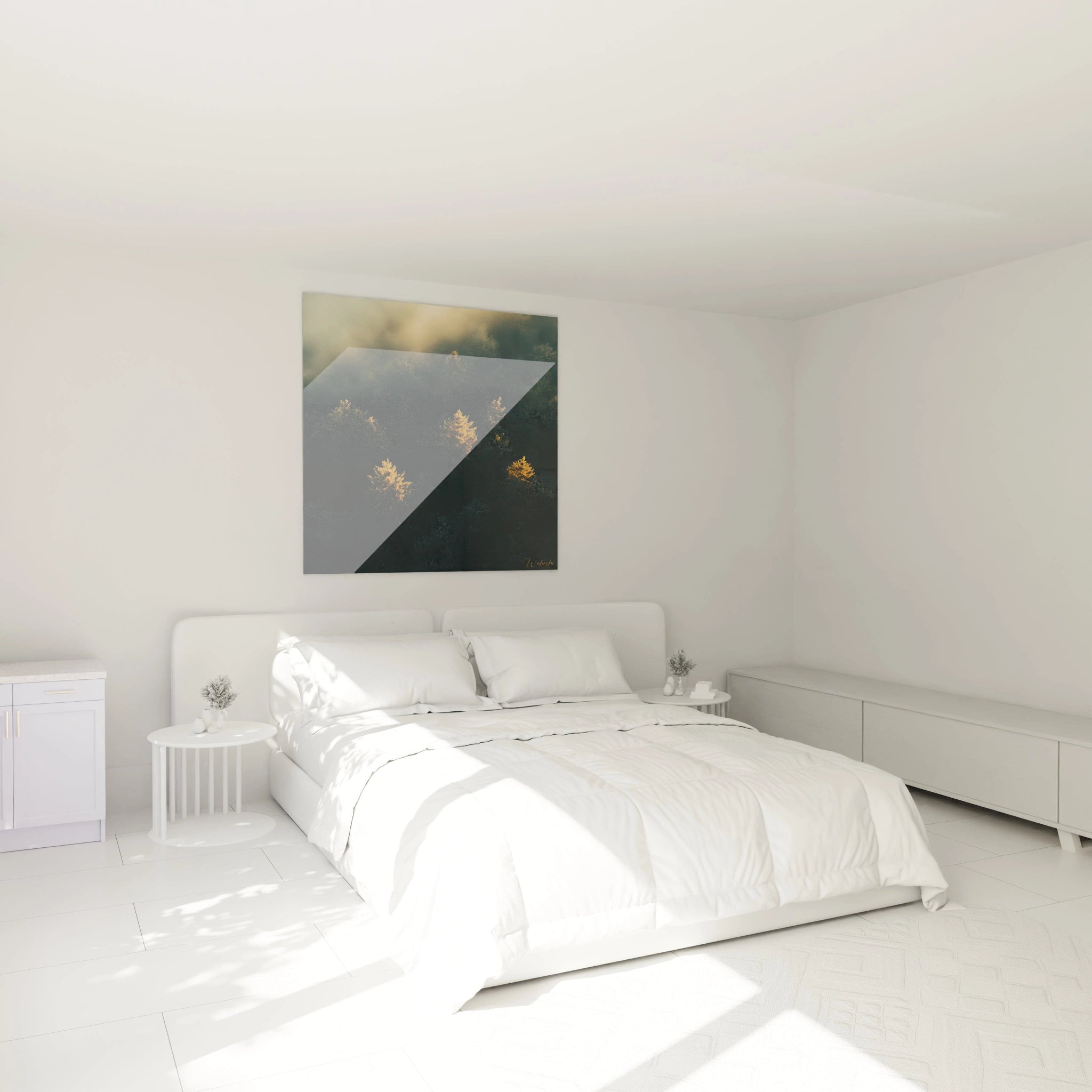 Tableau forêt Walensky accroché au-dessus d'un lit blanc dans une chambre minimaliste et lumineuse