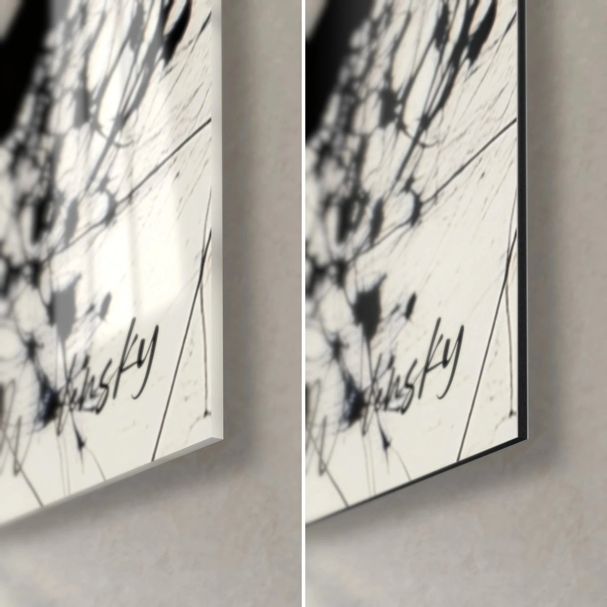 Tableau gouttes d'encre noire sur fond crème, coin bas droit : verre acrylique brillant à gauche, Dibond mat à droite, tranche 3 mm