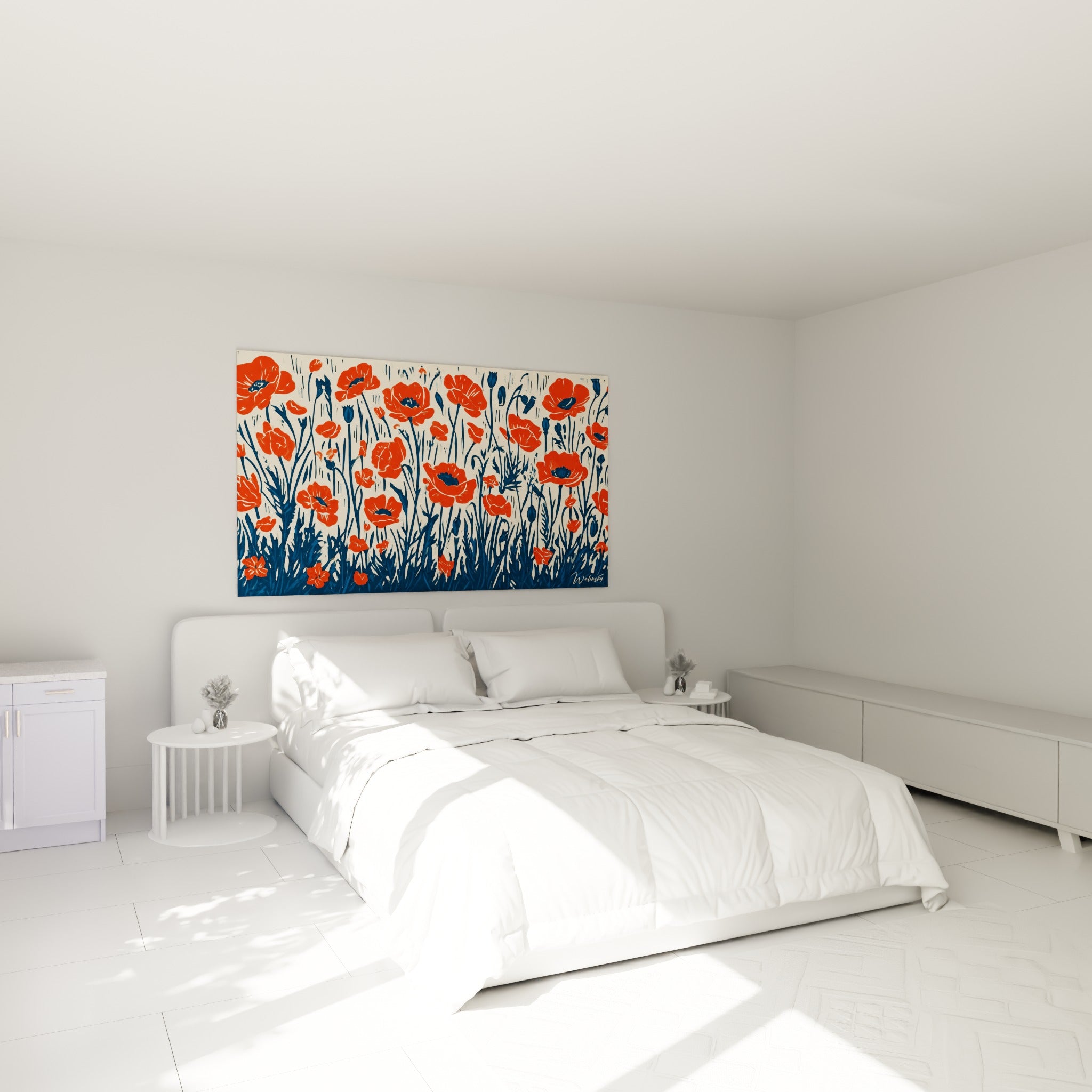 Fleurs de coquelicot rouge vif et tiges bleu marine au-dessus d'un lit dans une chambre claire