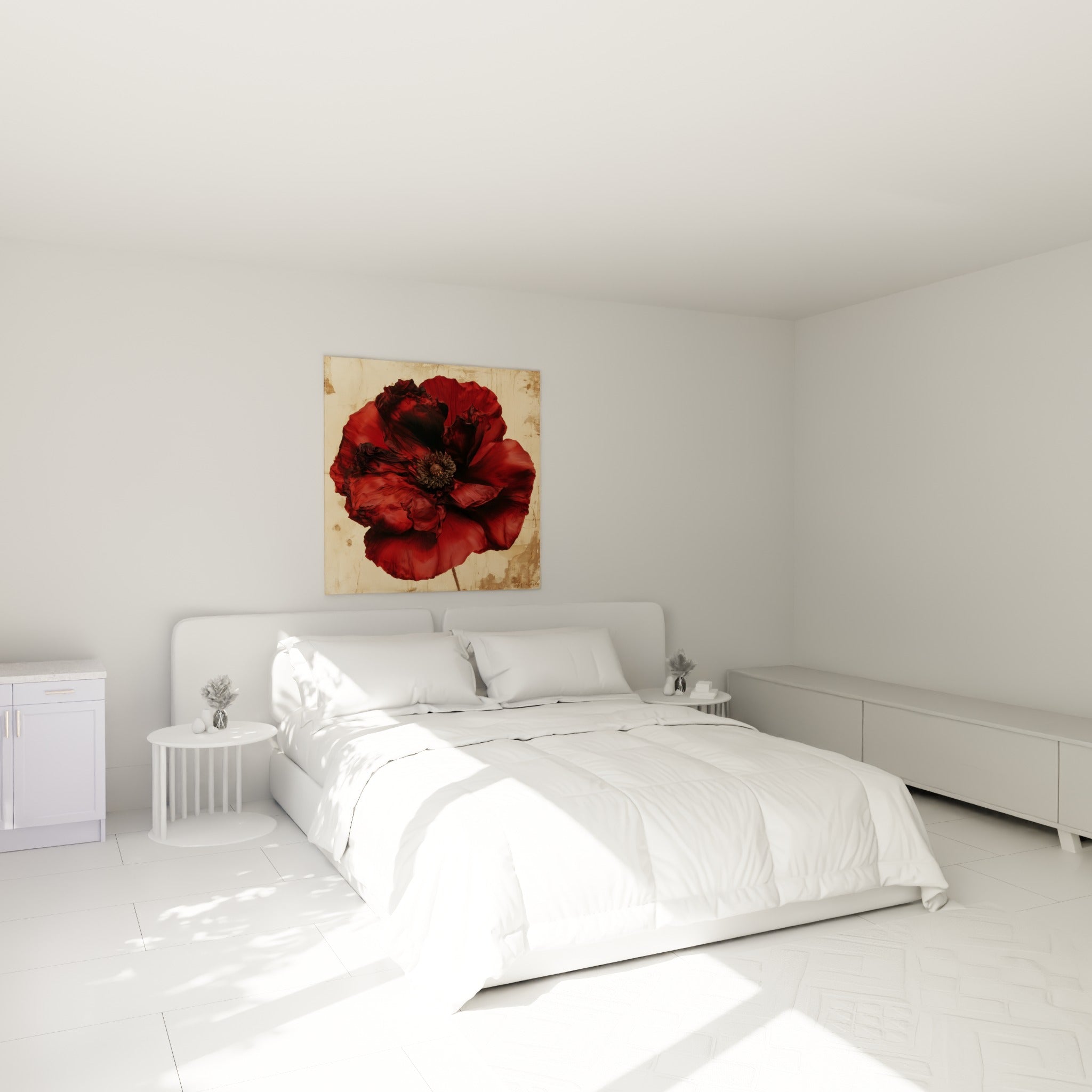 Fleur de coquelicot rouge et brun accrochée au-dessus d'un lit dans une chambre claire