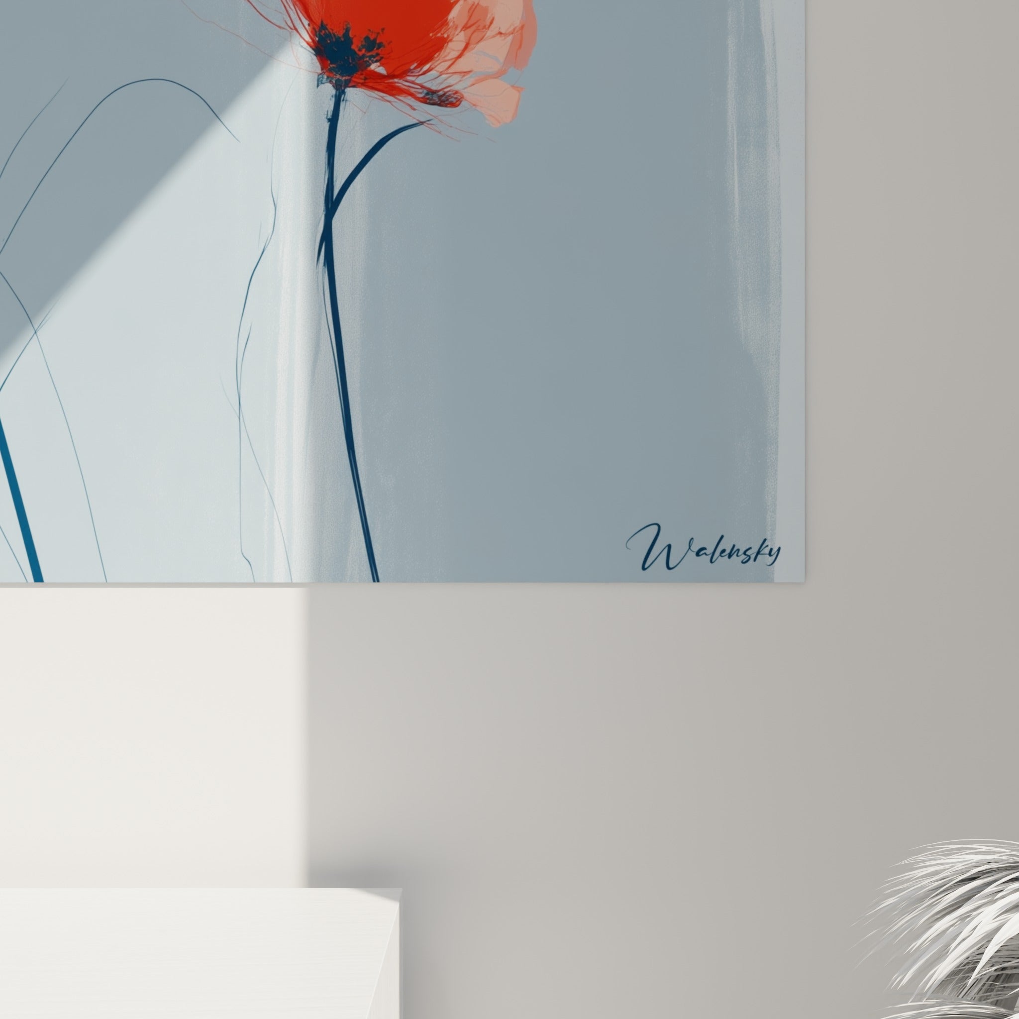 Coulures fines et empâtements rouge corail se mêlant au grain bleu gris de la toile accrochée