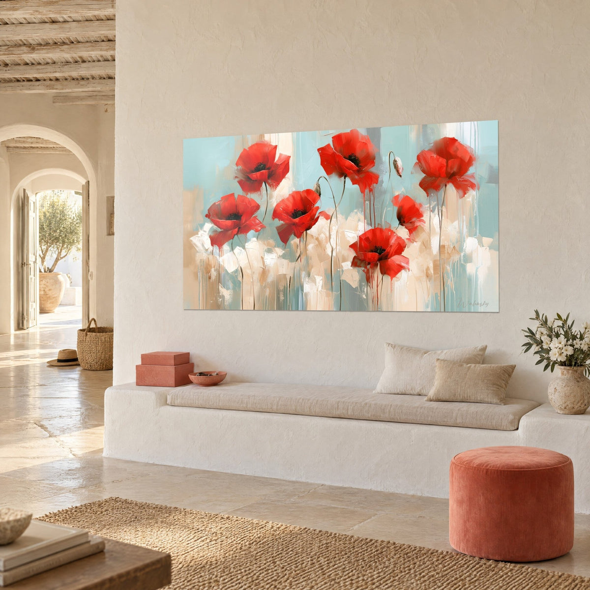 Cuadro campo de amapolas rojo vivo de corazones negros, trazos de espátula crema y turquesa, visto de tres cuartos en una casa blanca de arcos