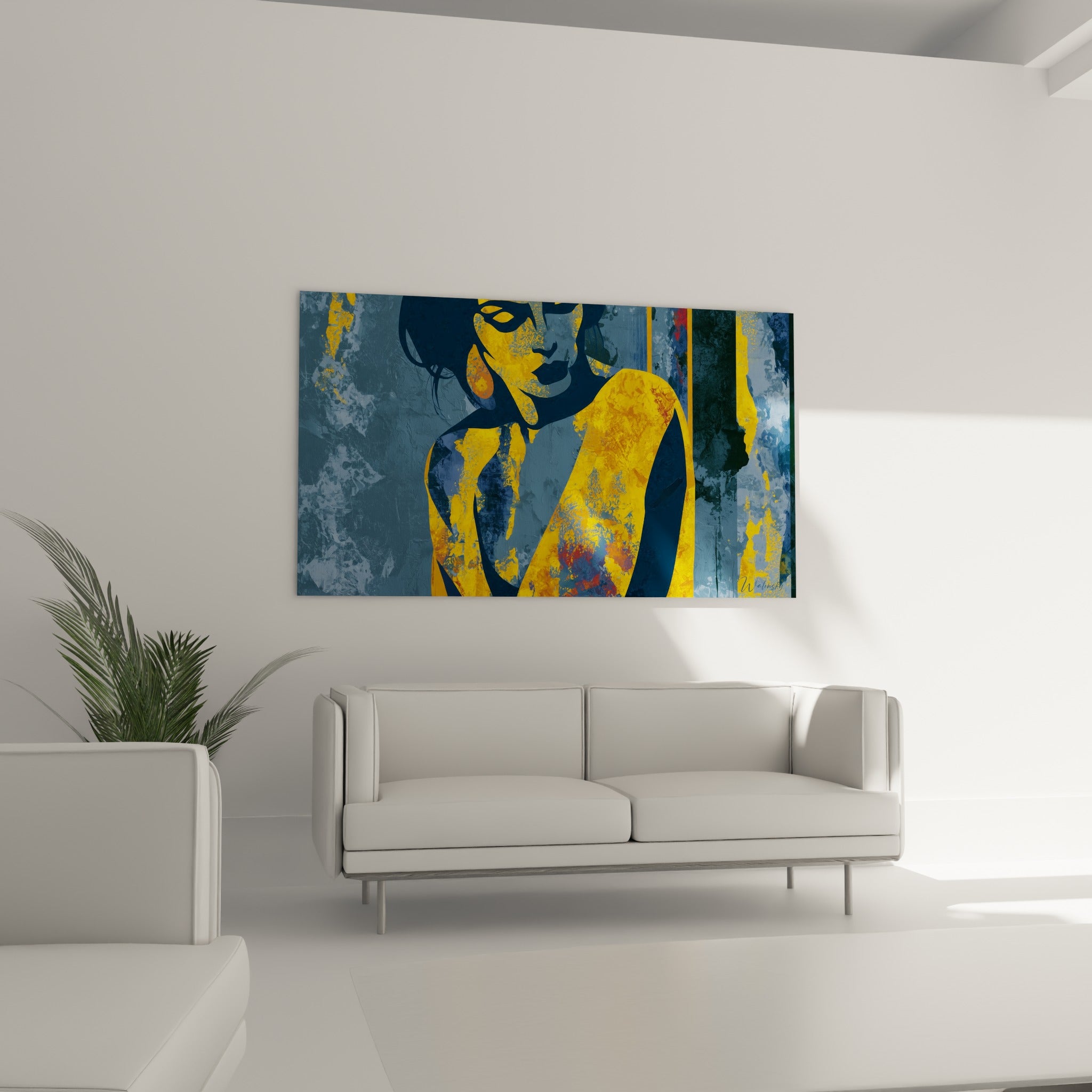 Buste féminin Corps abstrait ocre et anthracite au-dessus d'un canapé dans un salon lumineux