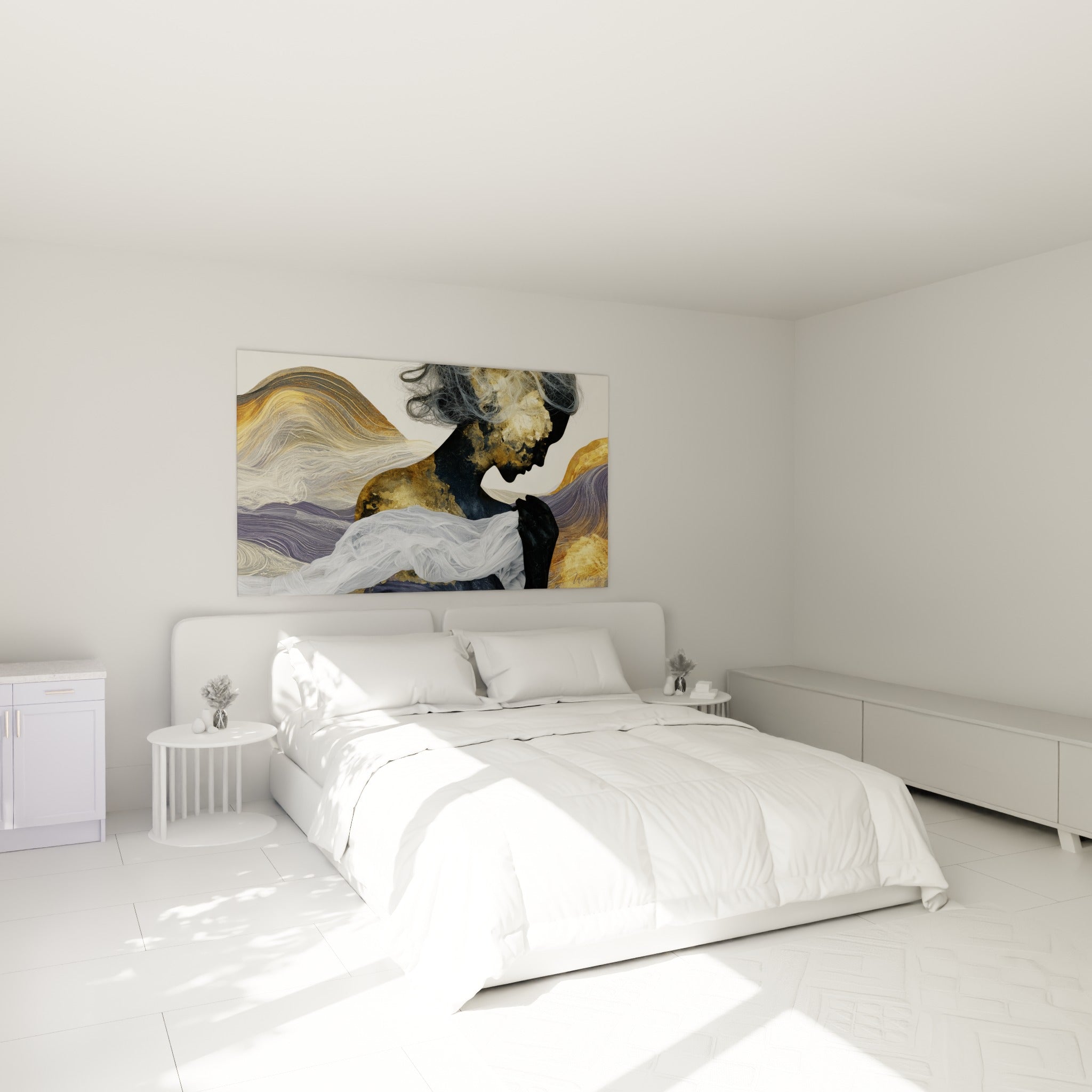 Figure aux teintes ocre et anthracite voilée de blanc, corps abstrait au-dessus d'un lit dans une chambre claire
