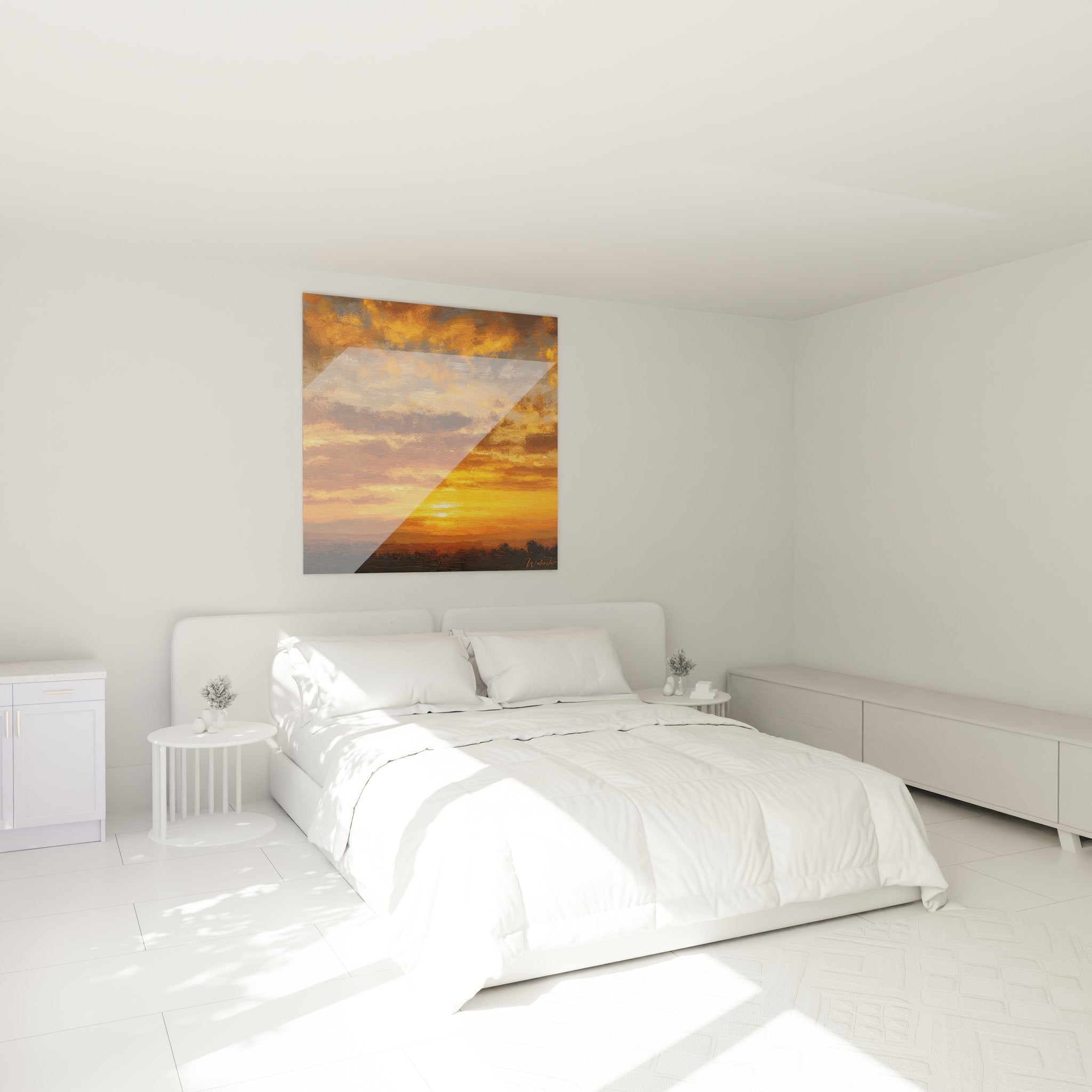 Ambiance chambre avec tableau coucher de soleil nuageux, décoration murale chaleureuse tons dorés